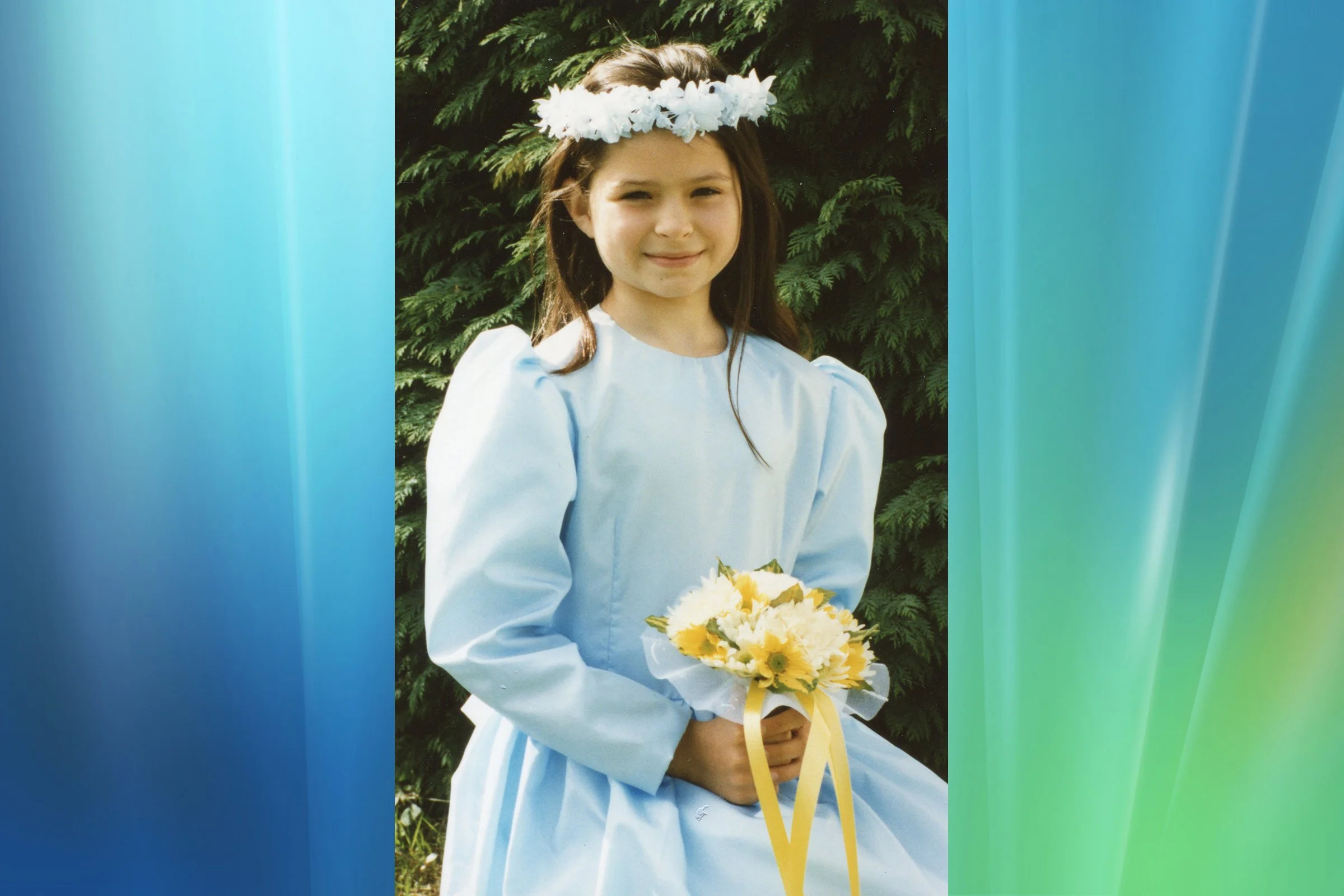 SOPHIE JONES - Children's Attendant