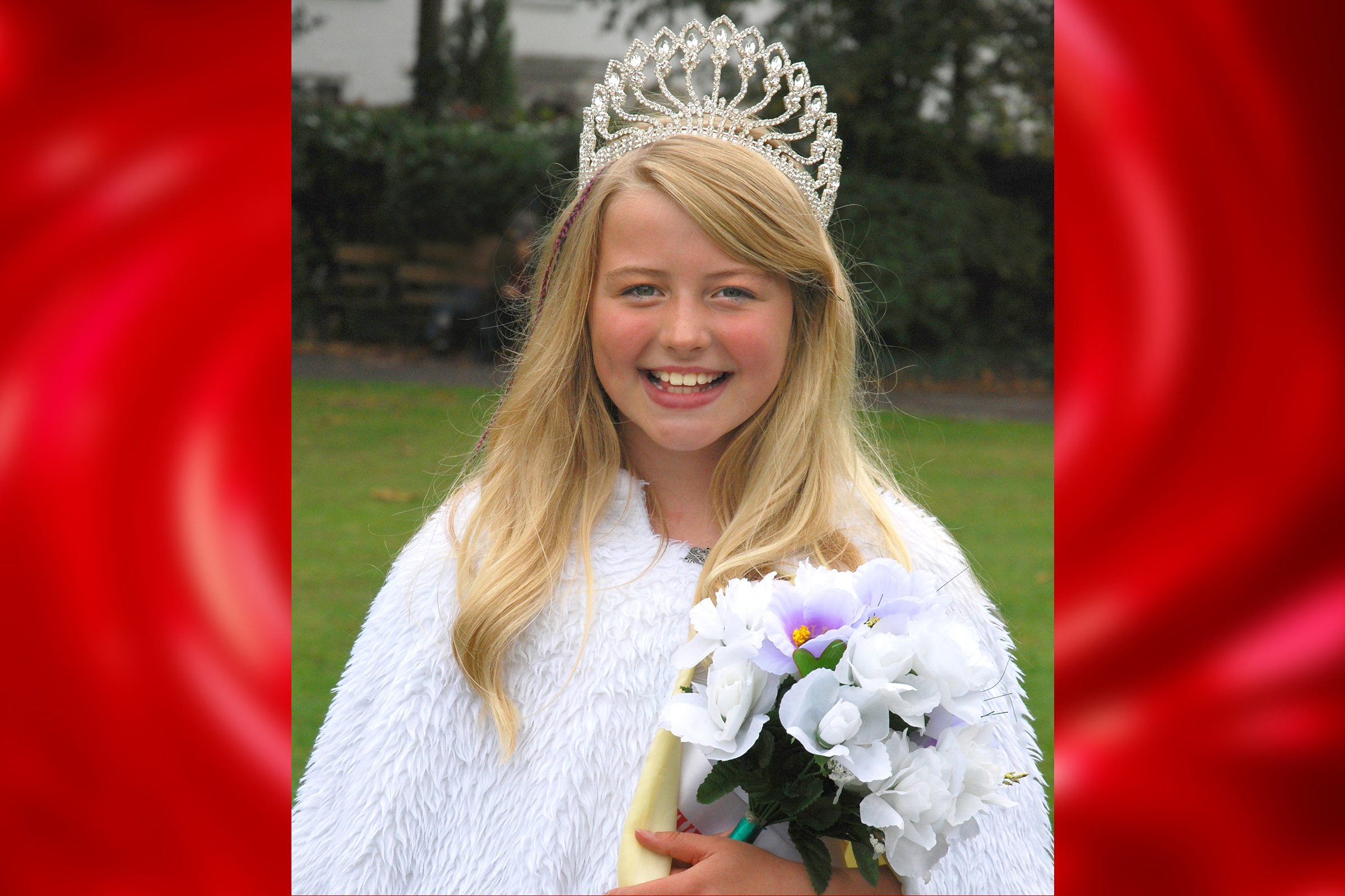  MEGAN WRIGHT  - CHILDREN'S QUEEN