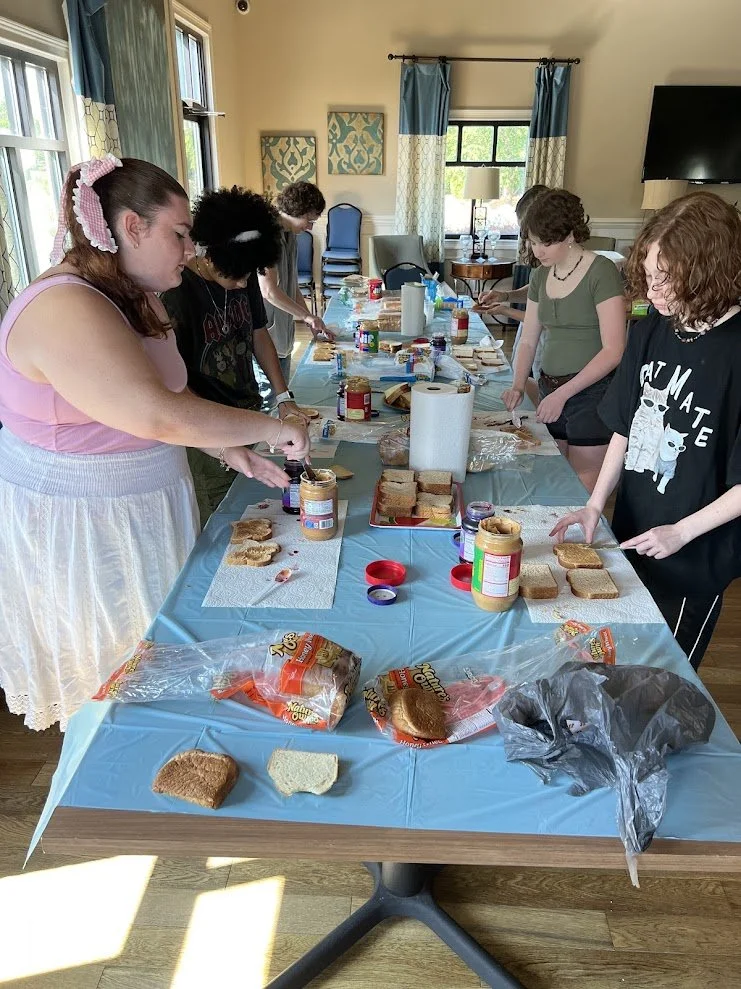 Lunches for Roof Above