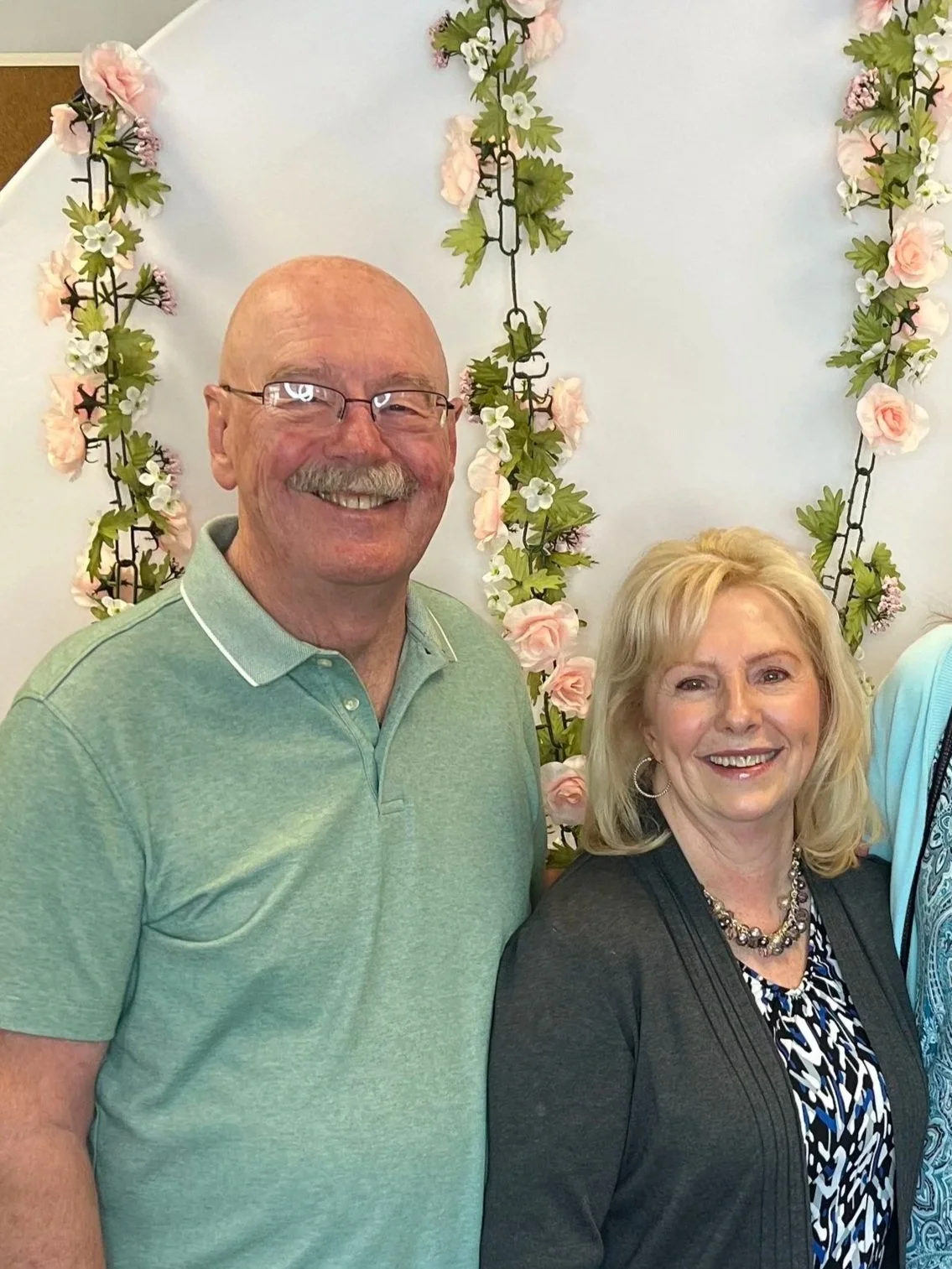 Bob & Nancy - Greeting Team