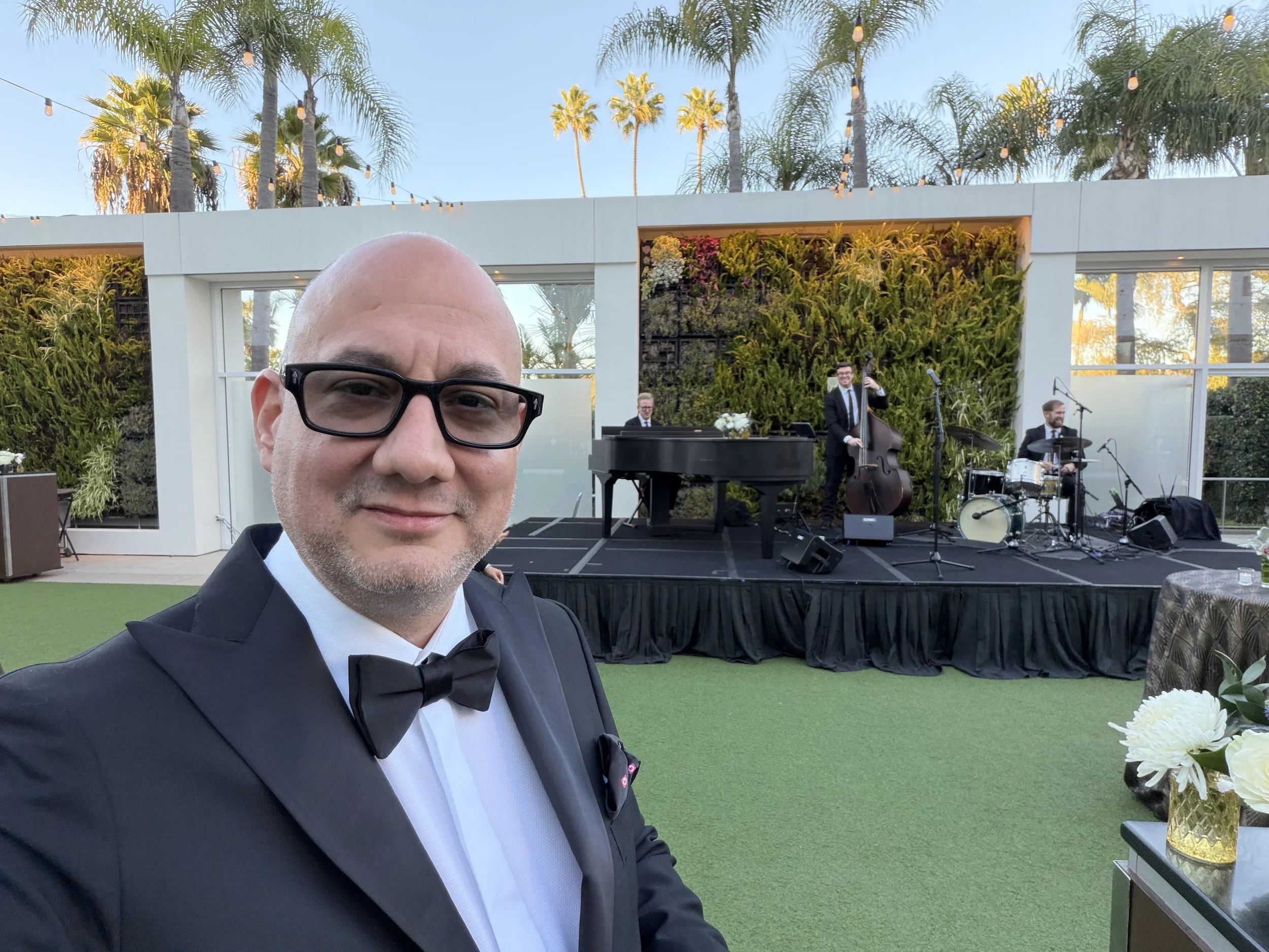 Luis performs with a Jazz Trio at The Beverly Hilton, Dec 2025.