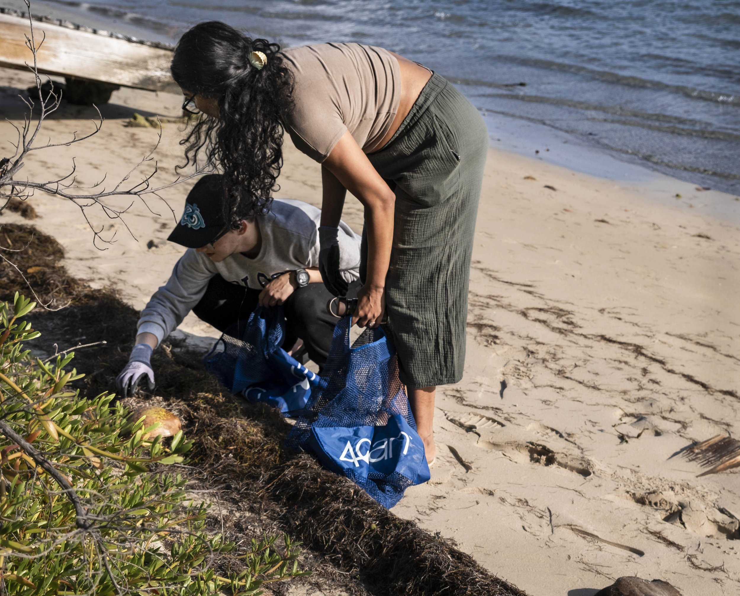 Beach Clean up, Bear Cut Beach, Miami, 2026. Rana A Fine.