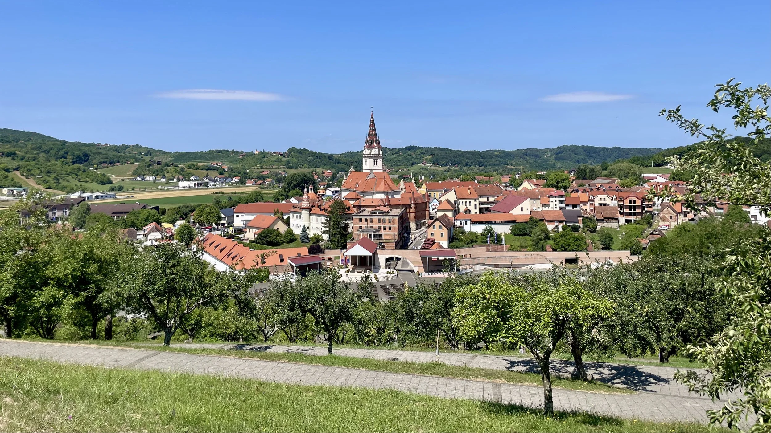 “K suncu prosi vsaka roža” - blagdan Velike Gospe i duhovna snaga Marije Bistrice
