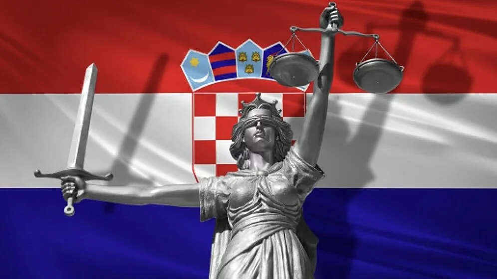 Od Urara do LoncaTonca i dalje - The Kleptocrats domaće proizvodnje kao odgovornost države, ali i naroda