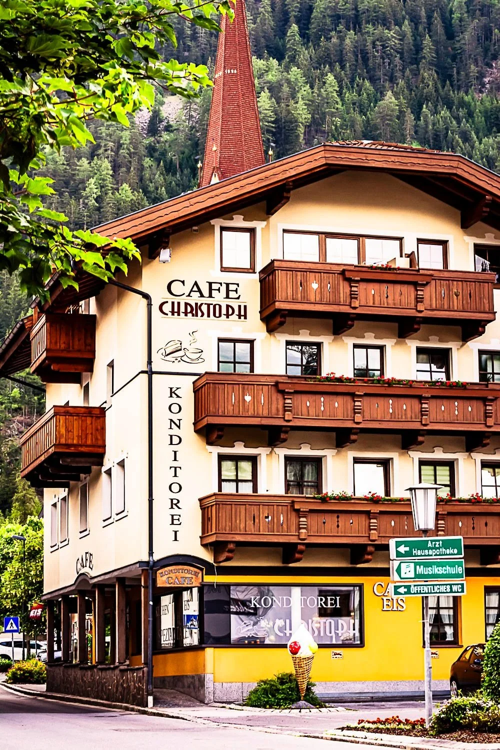 Germany~Austria            Switzerland