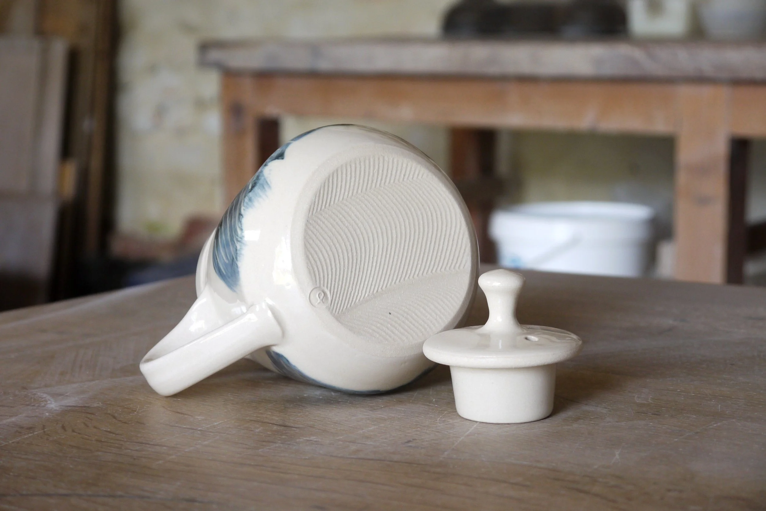 Fields Teapot small 1 f.JPG