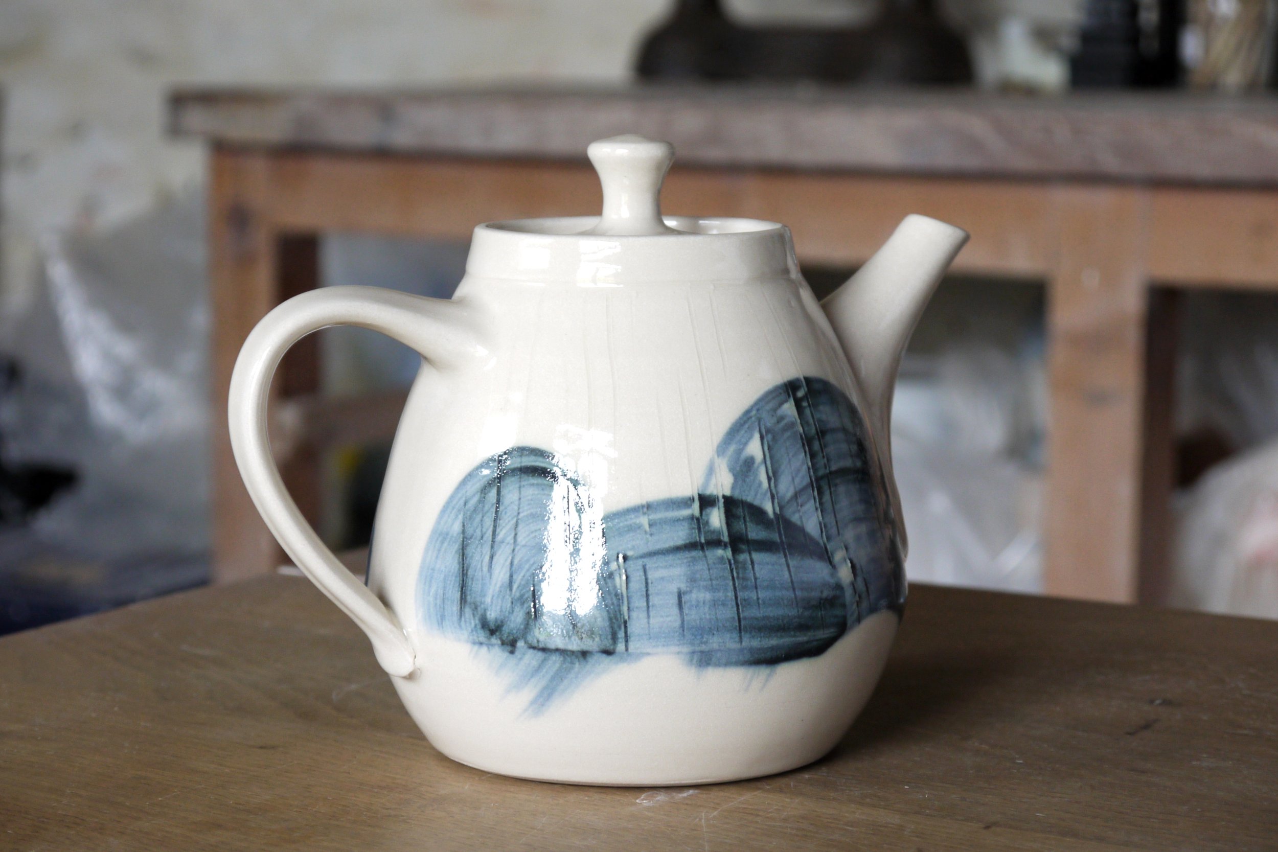 Fields Teapot Large 1 h.JPG