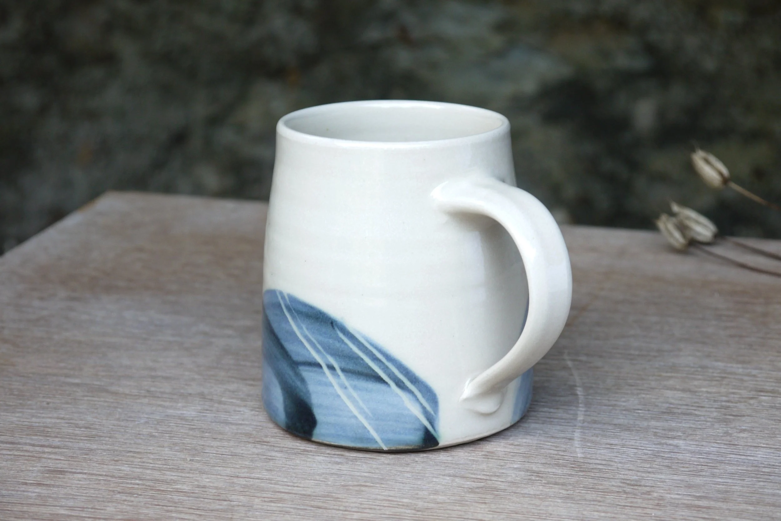 Bridget Timoney handmade pottery large tea mug 2a.JPG