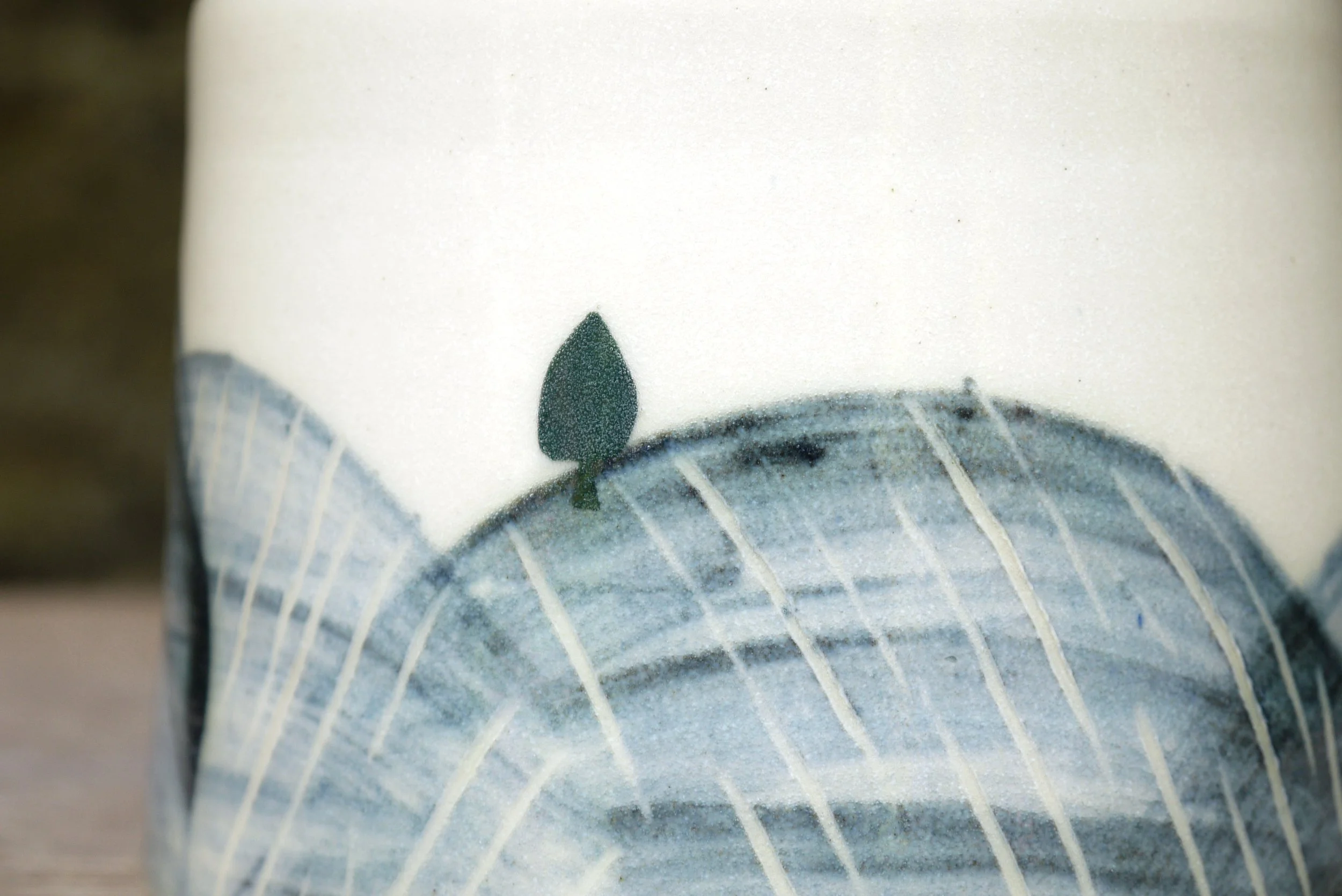 Bridget Timoney handmade ceramic tea caddy 1e.JPG