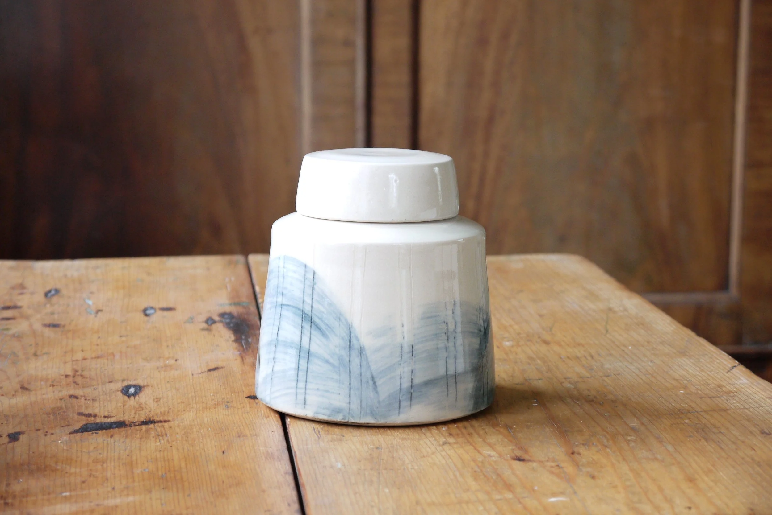 Bridget Timoney blue and white ceramic tea caddy 1b.JPG