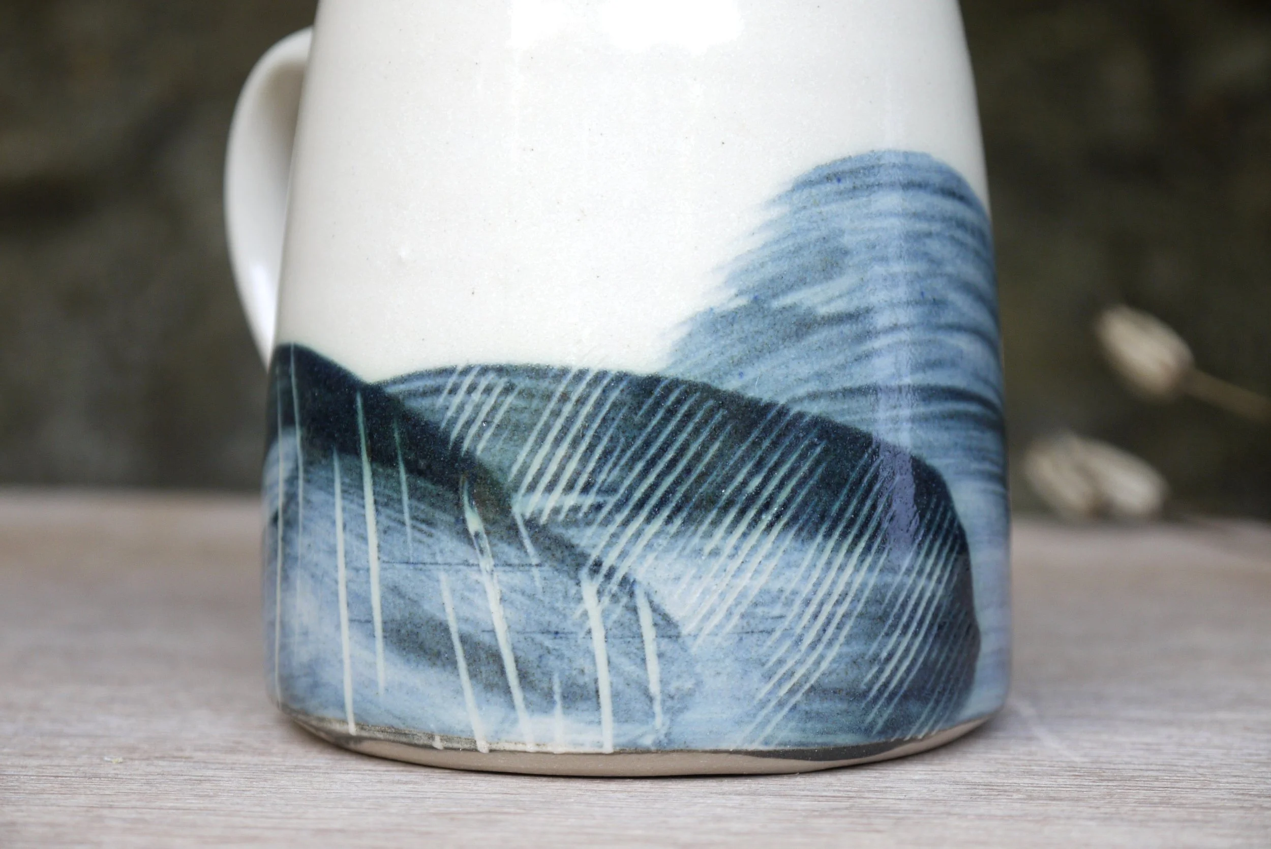 Bridget Timoney handmade pottery large tea mug 1d.JPG