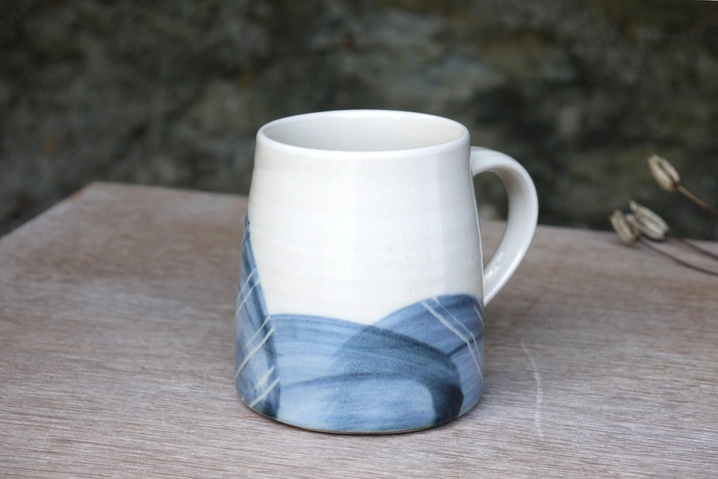 Bridget Timoney handmade pottery large tea mug 2b.JPG