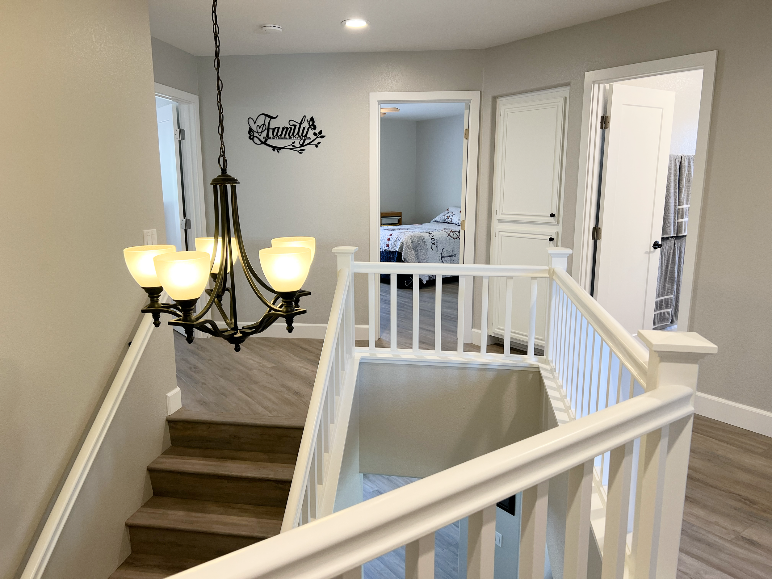 home for sale in Castaic California, Los Angeles County with five bedrooms