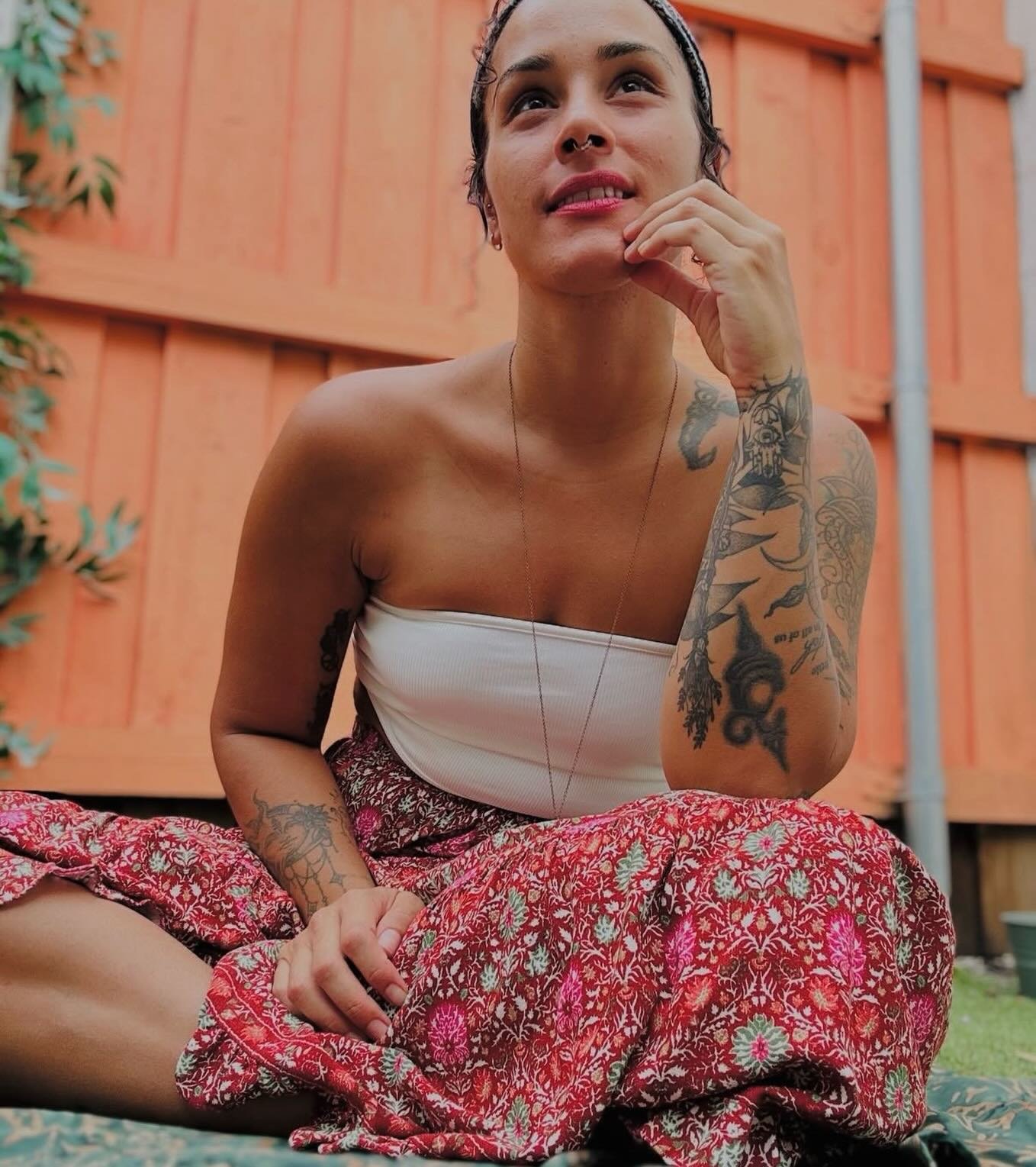 Not sure you&rsquo;re ready to fly with us yet? That&rsquo;s okay! You can join @dawnmariefabritz for a floor class tonight! Evening Flow + Stretch
A balanced class combining Vinyasa flow with deep stretching to help you relax, build mobility, and se