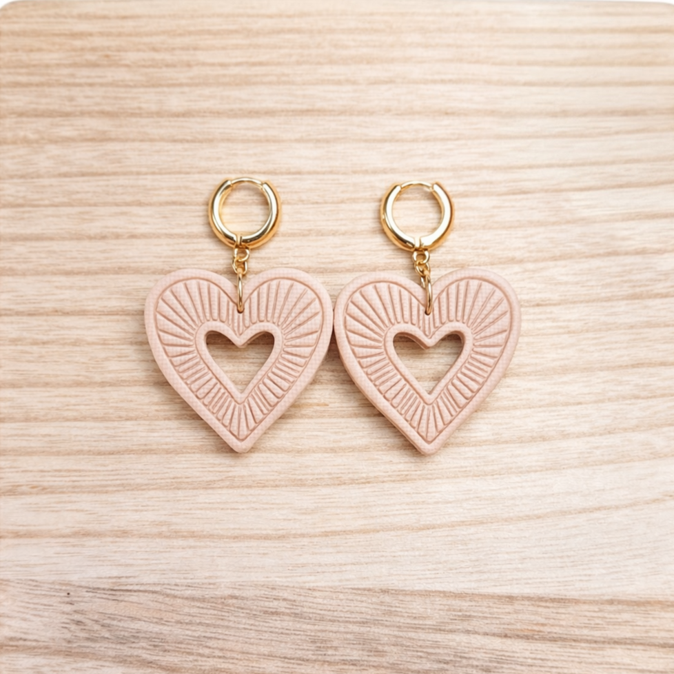 Love Lines Heart Huggies