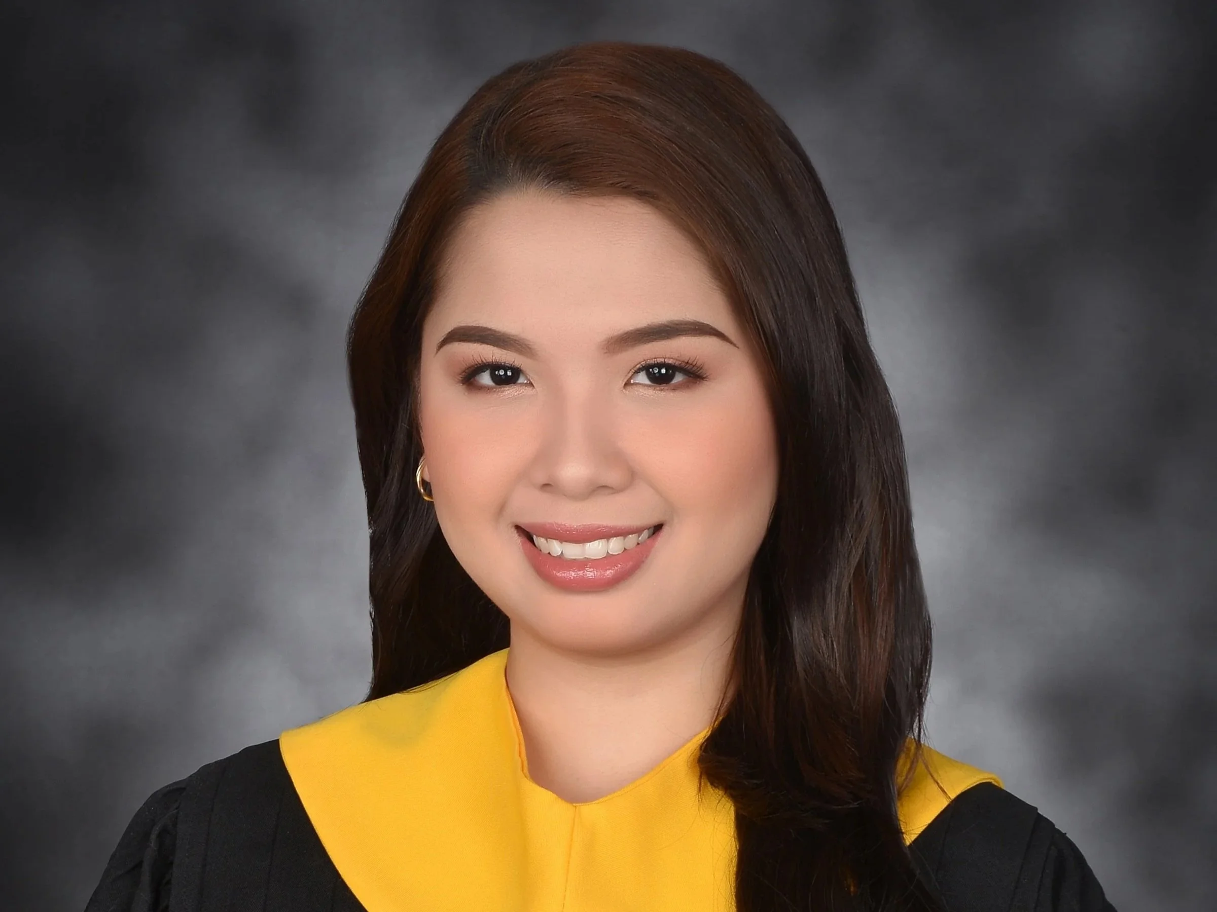 Castillo, Lyanne Nicole M [toga] 1pc 8r.jpg