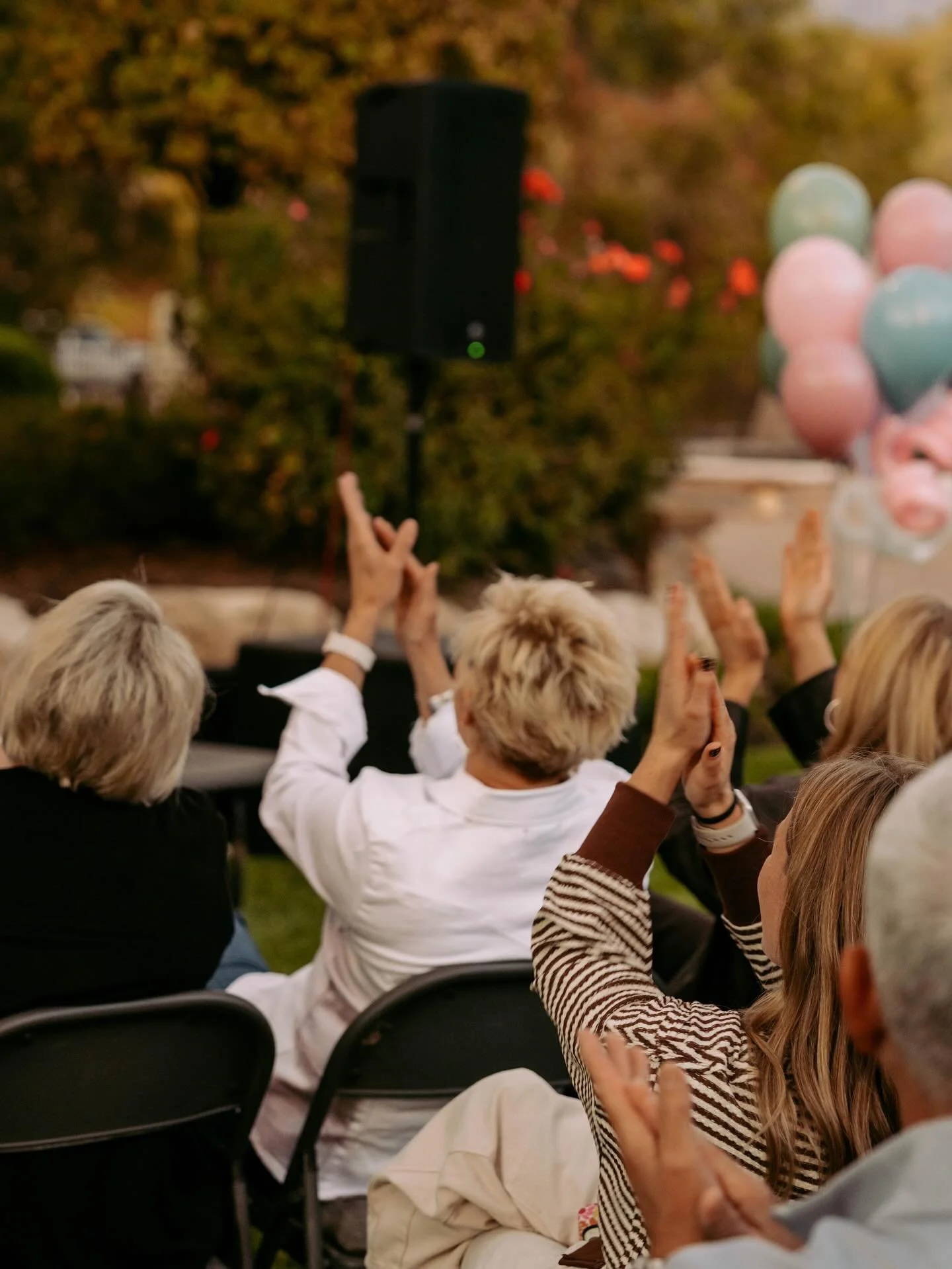 Round of applause for the 2025 Year!! 

This year has so far been the best for my music 🥹

I have
- released my first song 
- got 399,000 streams 🥹
- got a billboard 🤯
- started a blog 
- hosted my first release show 
- won a music festival songwr