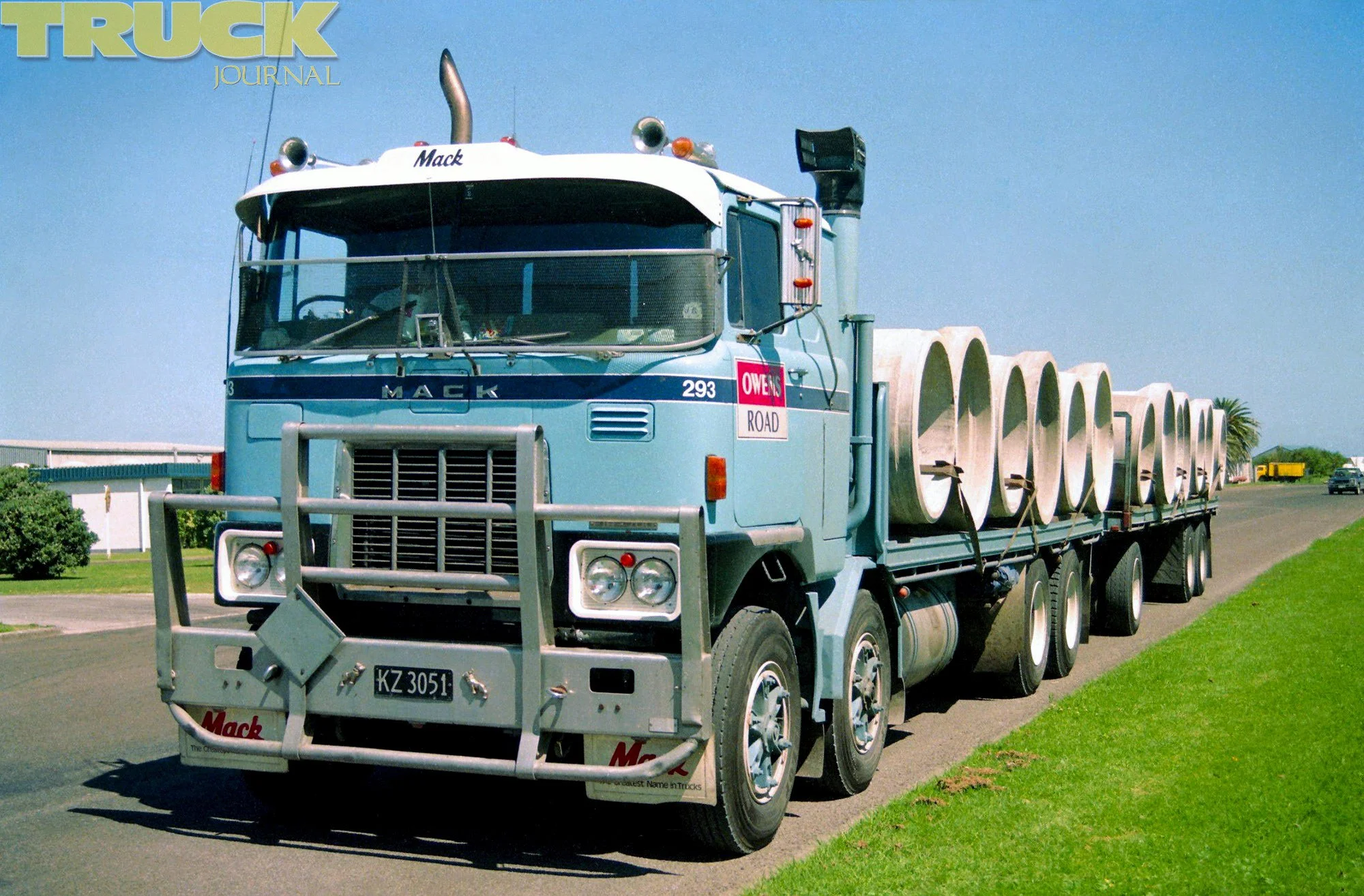 Rollin-Wheels-Mainfreigth-Mack-FR-Owens Road.jpg