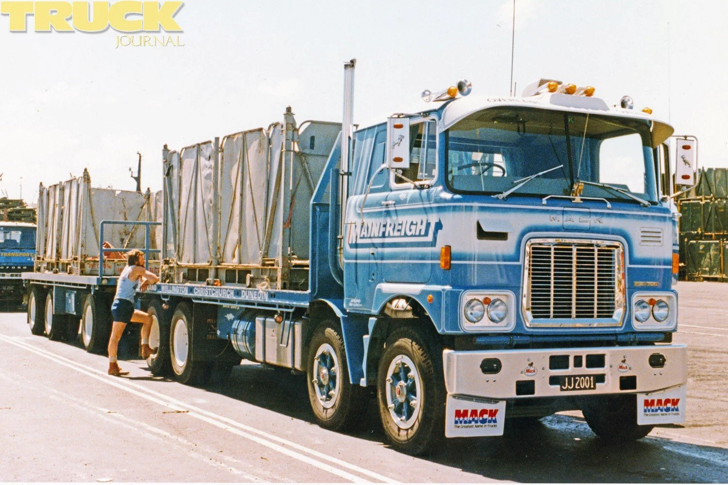 Rollin-Wheels-Truck-Journal-Archive-Gary-Songhurst-Mainfreight-Mack-FR-JJ-5.jpg