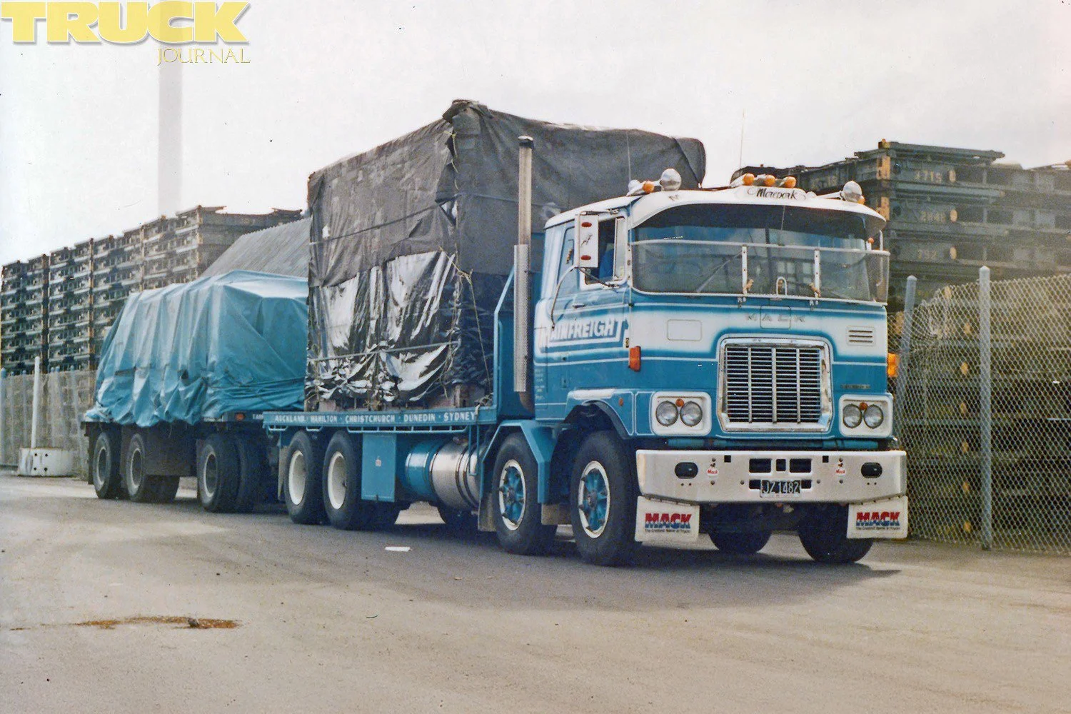 Rollin-Wheels-Truck-Journal-Archive-Gary-Songhurst-Mainfreight-Mack-FR-JZ-1 copy.jpg