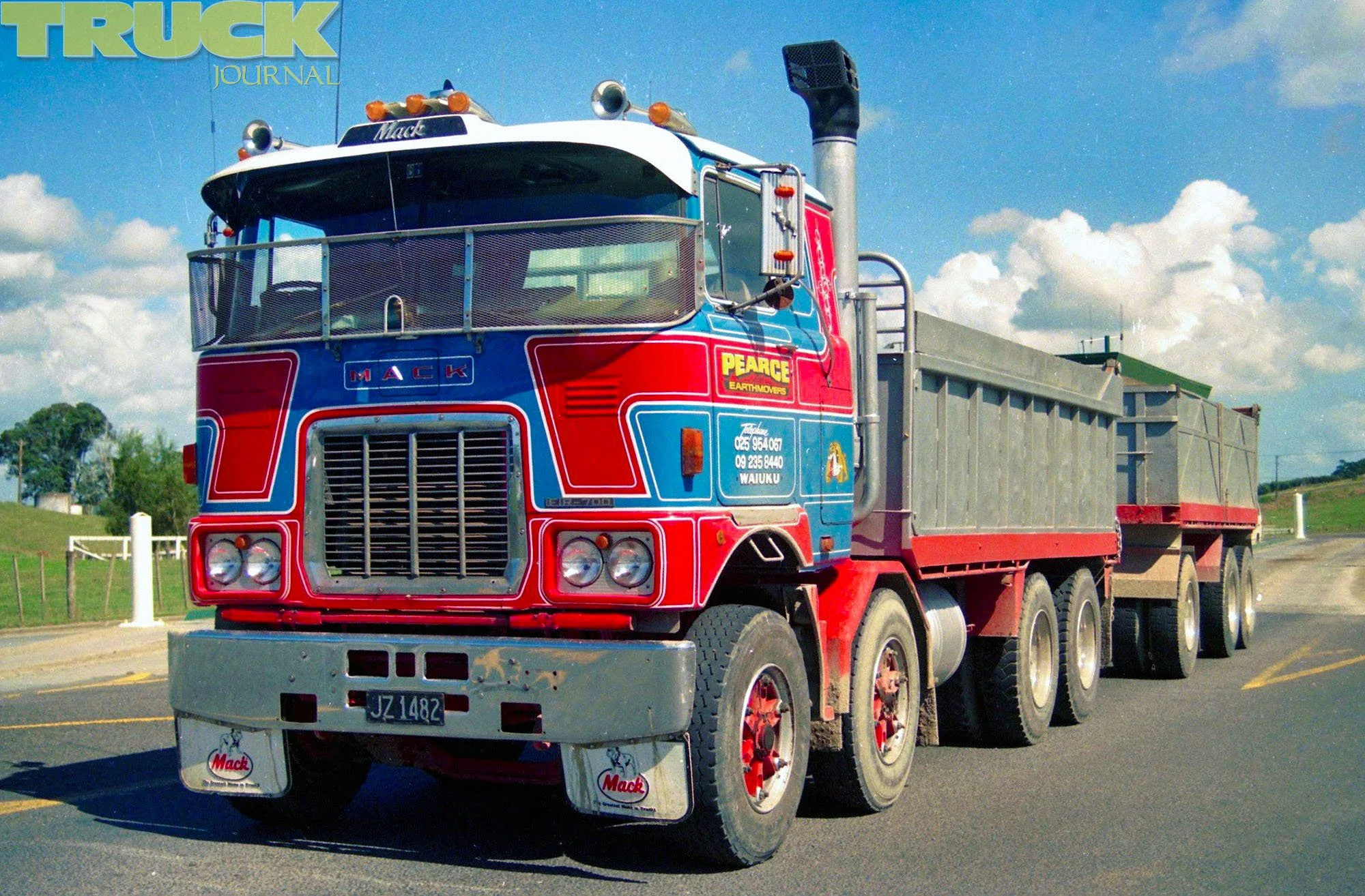 Rollin-Wheels-Mainfreigth-Mack-FR-Pearse.jpg