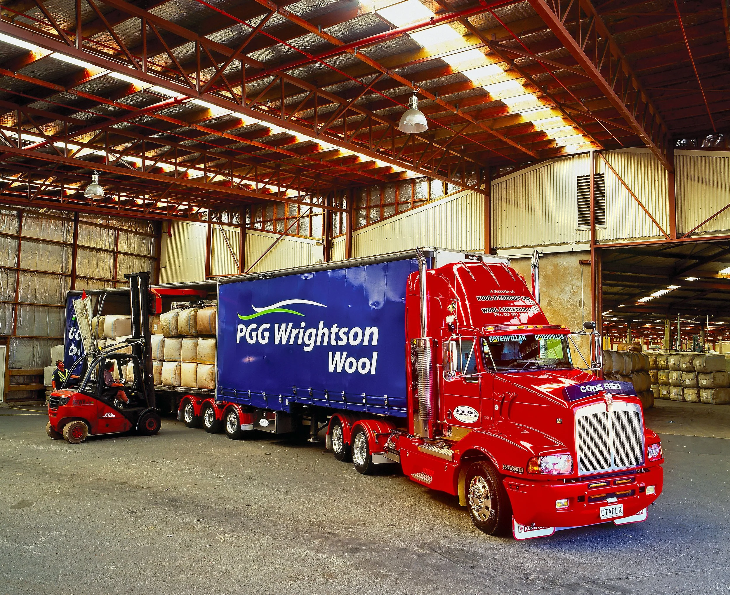 Rollin-wheels-johnston-trucking-kenworth-10.jpg