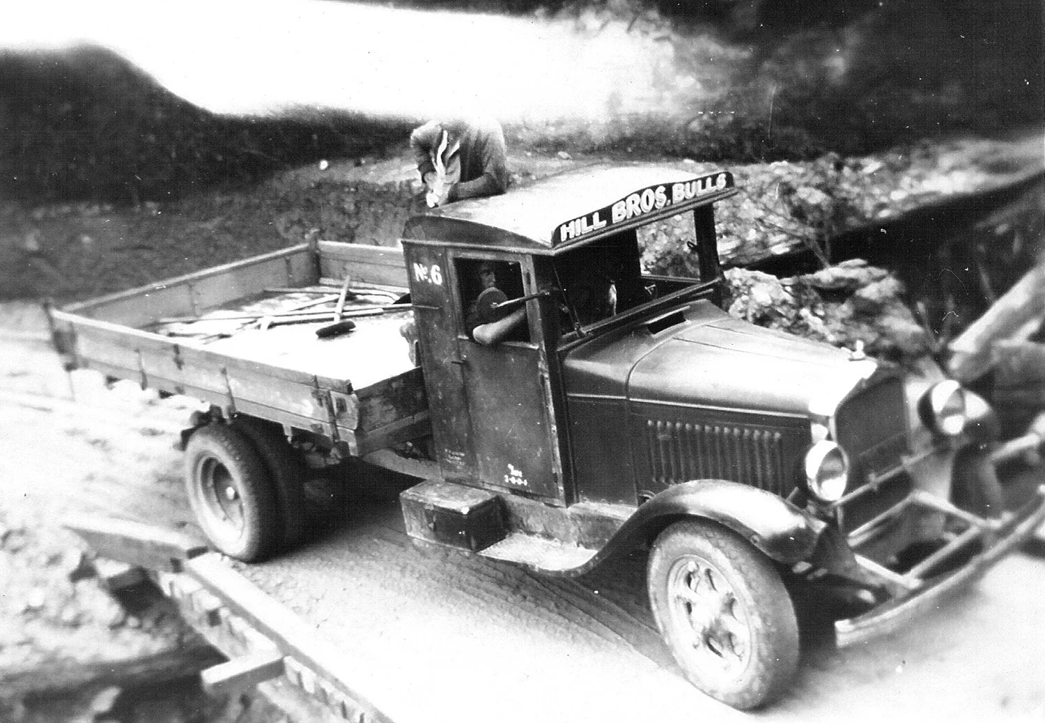 Rollin-wheels-Hills-Carrying-truck-1.jpg