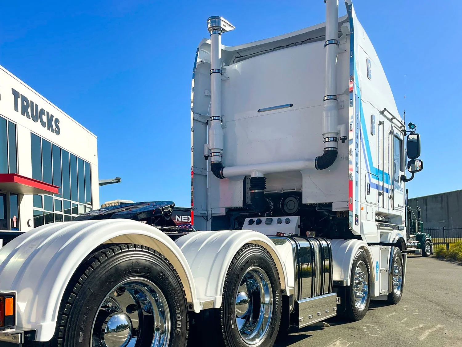 Rollin-Wheels-Kenworthy-Southpac-Kenworth-K220-2.jpg