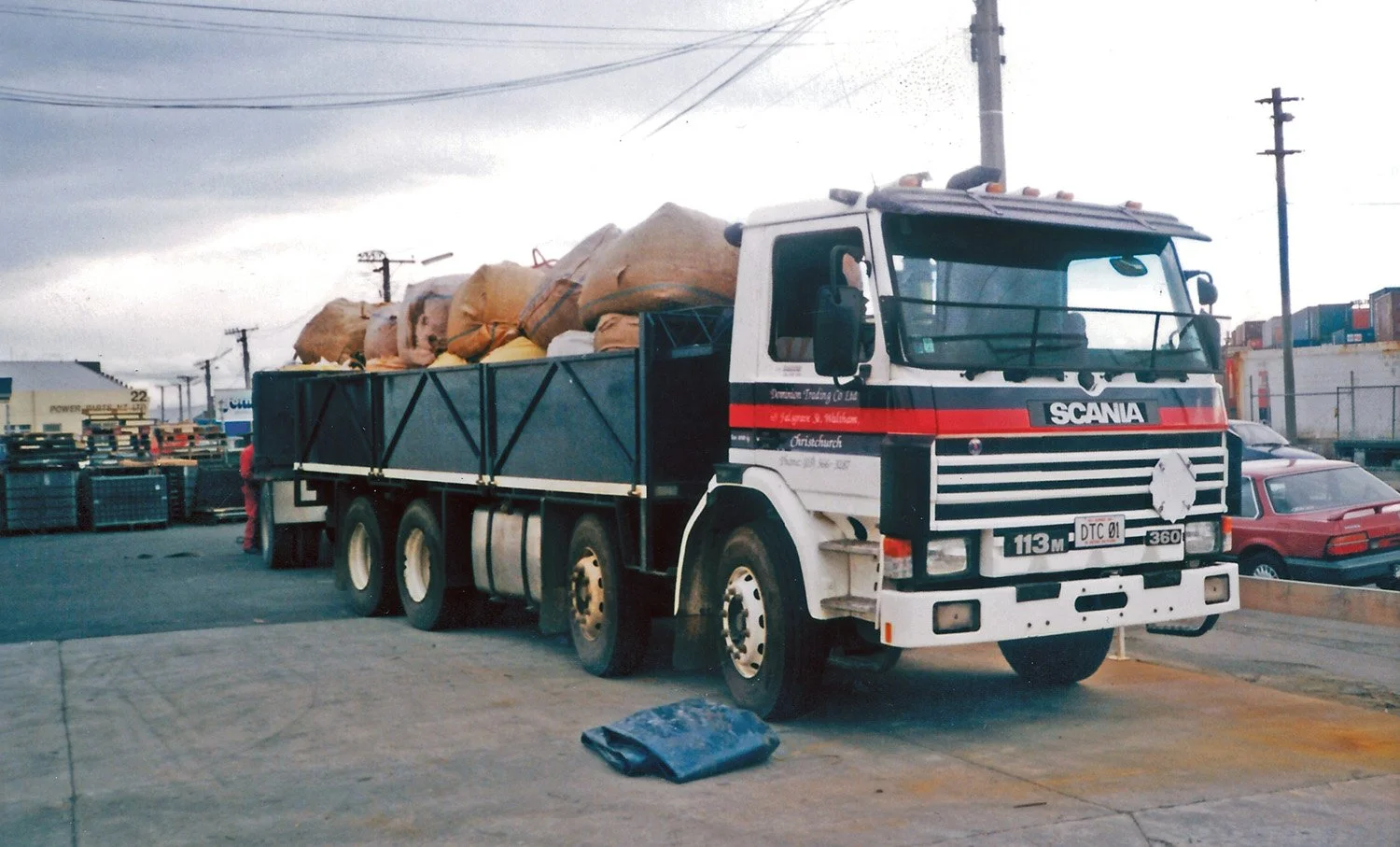 Rollin-wheels-dominion-trading-scania-1.jpg