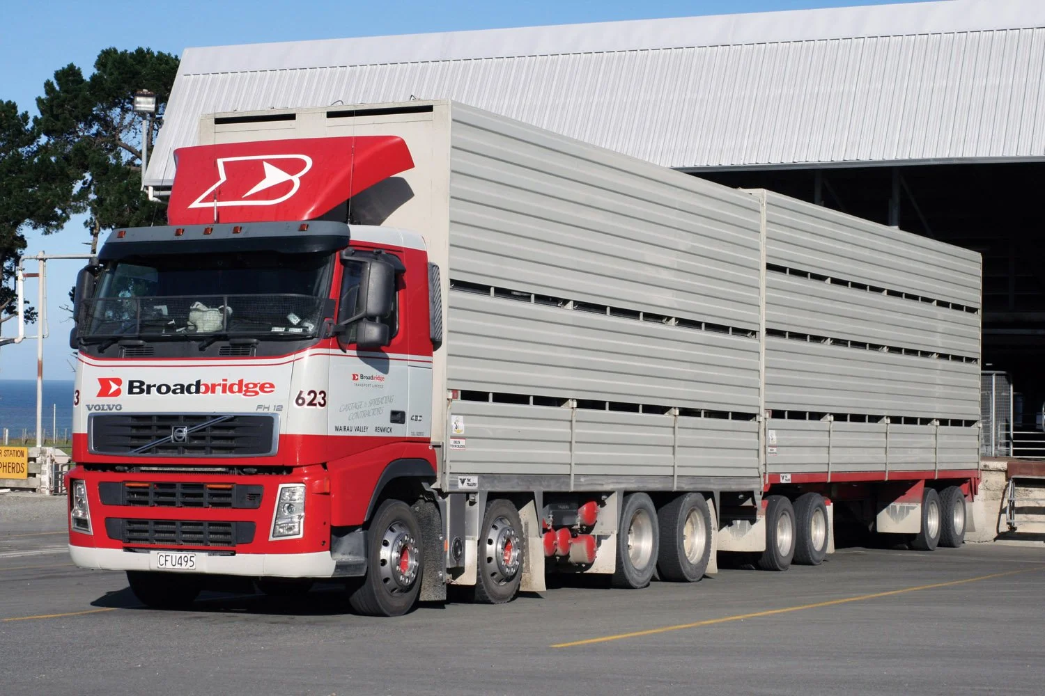 Rollin-wheels-CD-Broadbridge-FH-Volvo-4.jpg