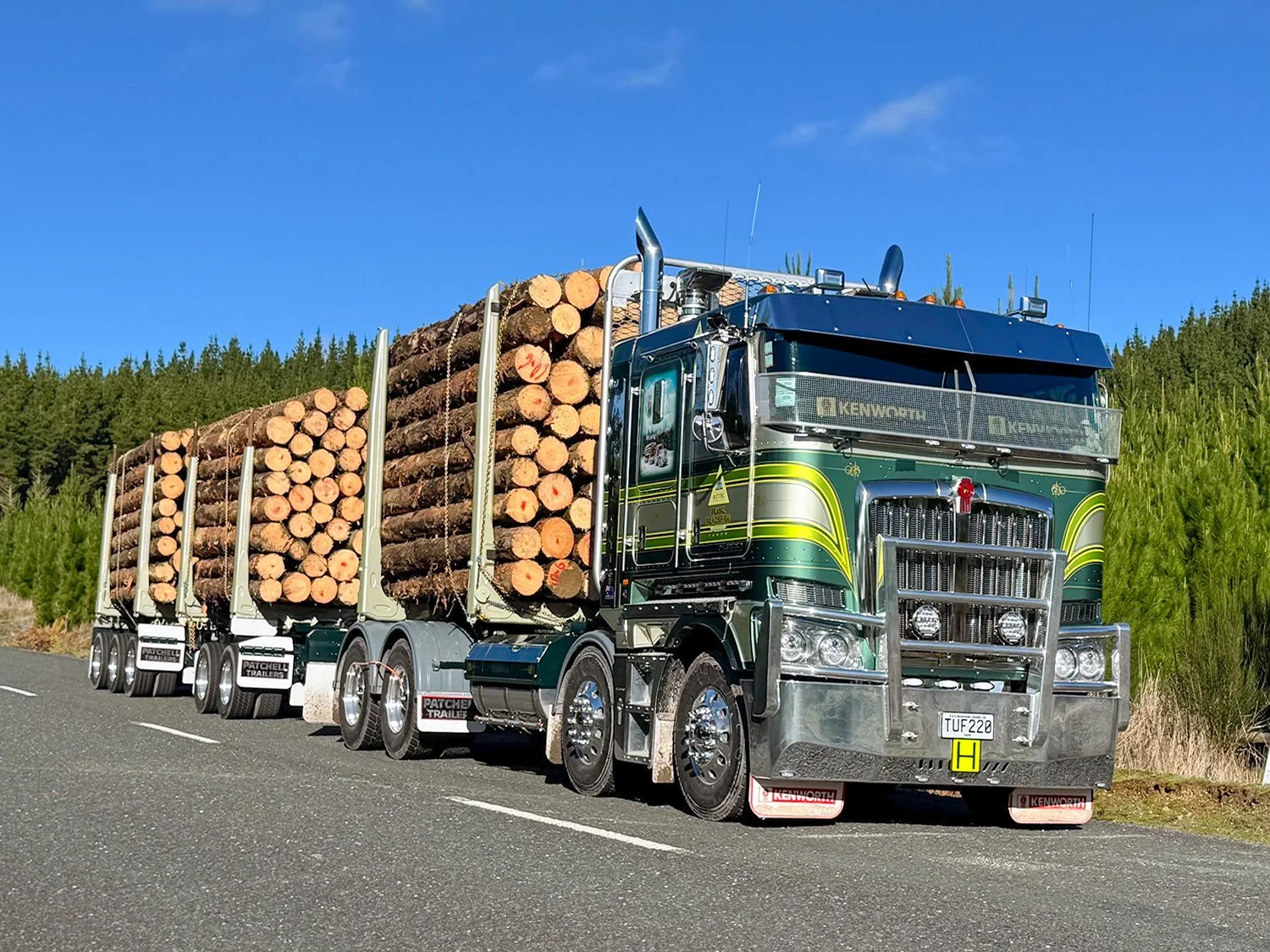 Rollin-Wheels-Kenworth-K220-SPT-5.jpg