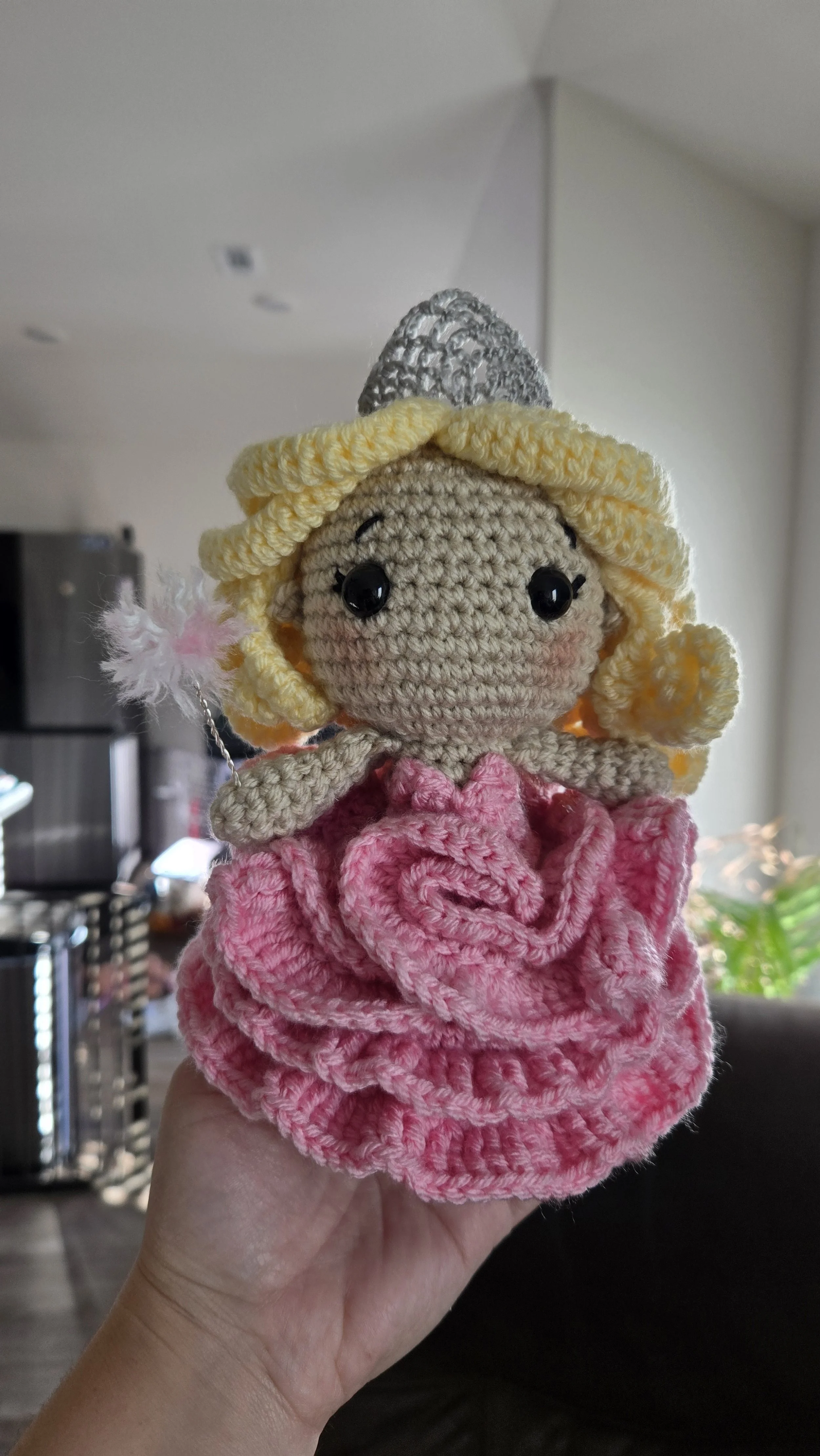 Glinda crochet pattern by Crochelandia