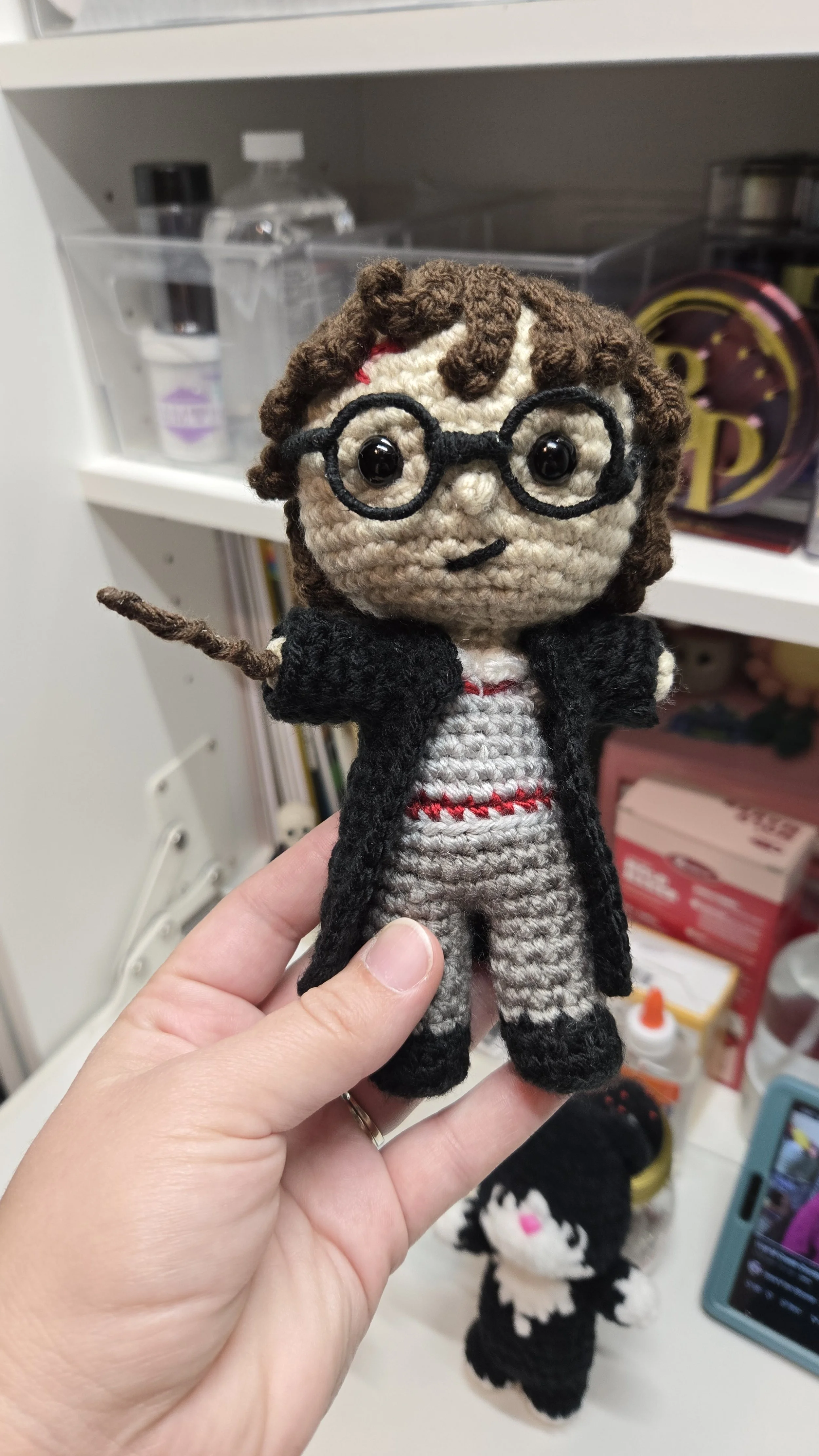 Harry Potter crochet pattern from the Official Book of Harry Potter crochet patterns. The pattern was modified.