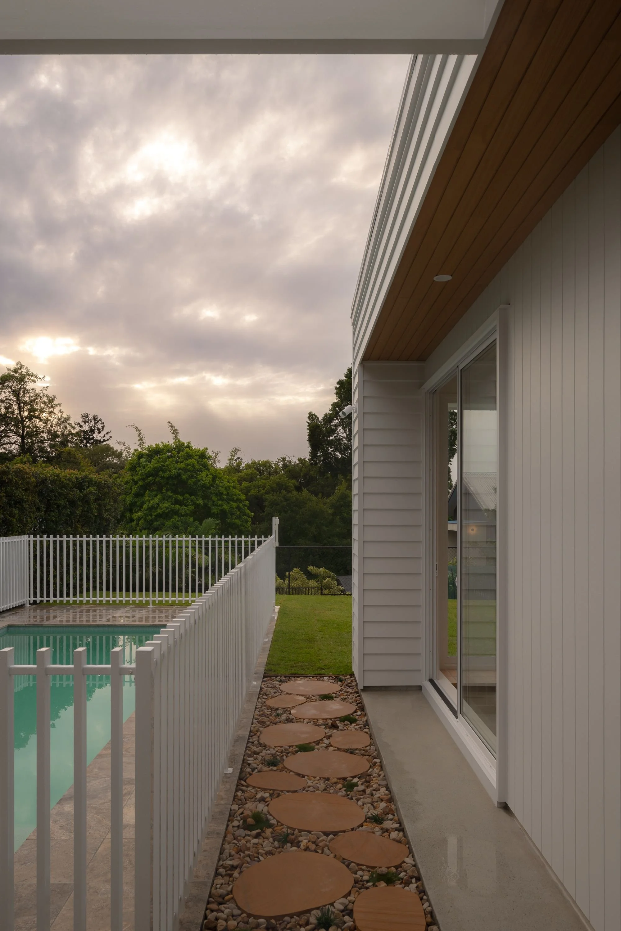 happyhaus-gallery-2025-04-07-photo-taringa-haus-005-SVD-2.jpg