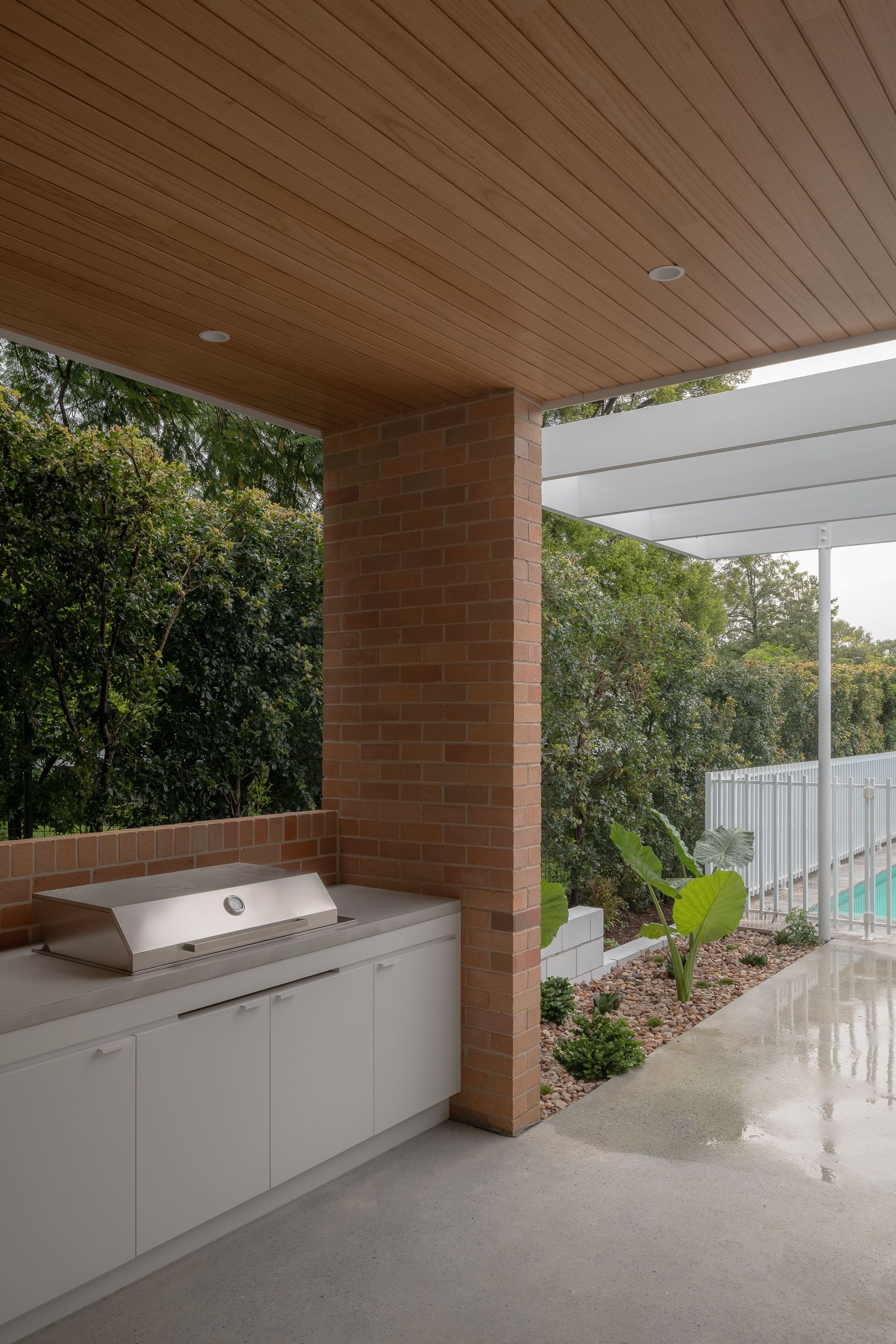 happyhaus-gallery-2025-04-07-photo-taringa-haus-005-SVD-3.jpg