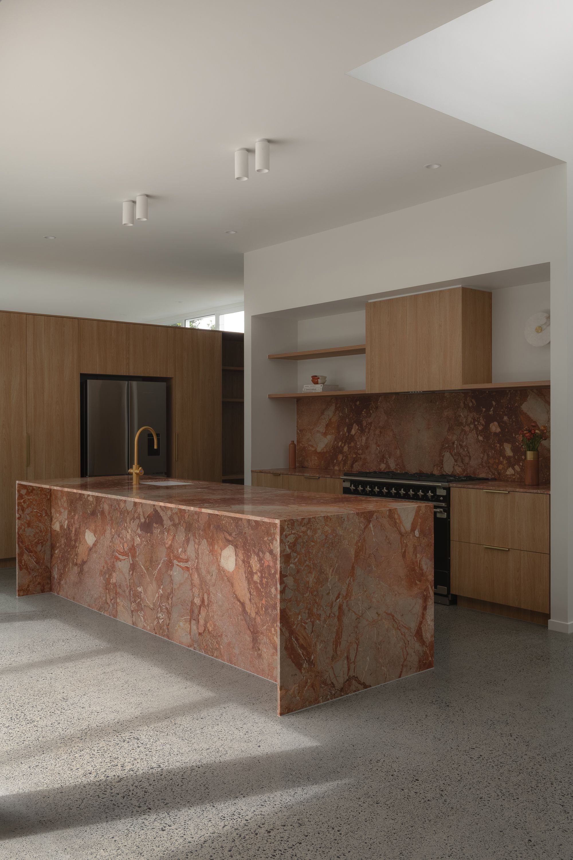 happyhaus-gallery-2025-04-07-photo-taringa-haus-005-SVD-20.jpg