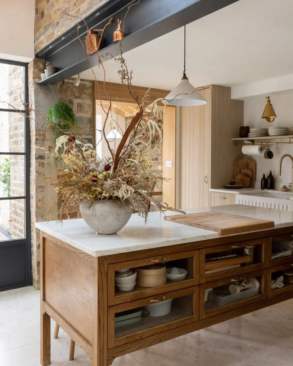 Inspired by nonna chic &mdash; where old-world Italian warmth meets modern function. The goal? To re-create an Italian grandma&rsquo;s kitchen in her 120-year-old home. She centred the design around a walk-in pantry, embraced patinated brick and curv