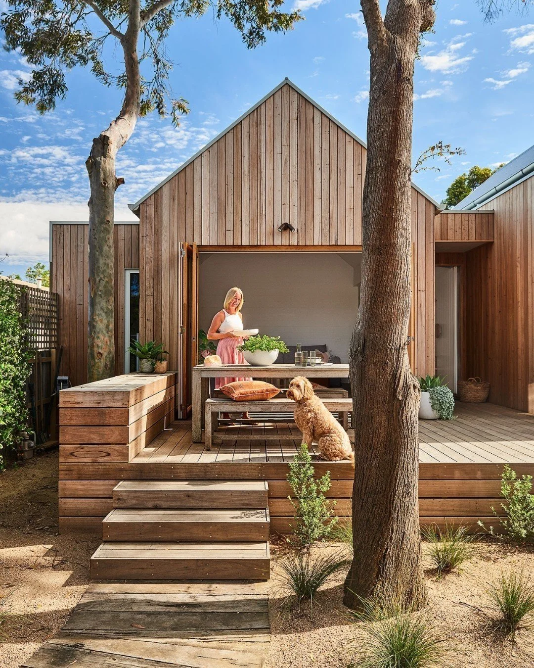 There&rsquo;s something deeply grounding about a home that feels truly connected to its place &mdash; and Barwon Heads House is a beautiful example of coastal design done with restraint, warmth and intelligence. Designed by Emma O&rsquo;Meara in coll