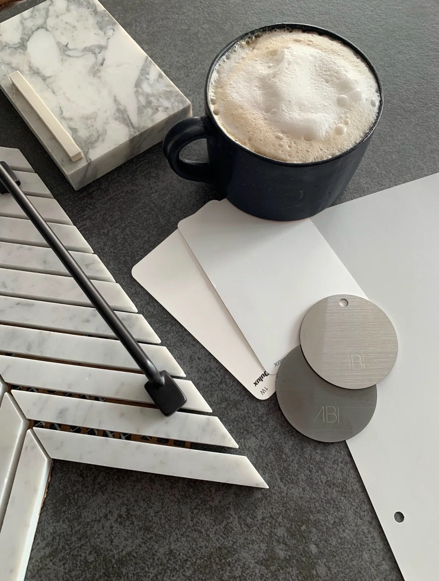 Just a little monochrome classic which a touch of caffeine &hellip; enjoy your weekend everyone. 

#interiordesign #materialspalette #monochrome #blackandwhite #homedesign