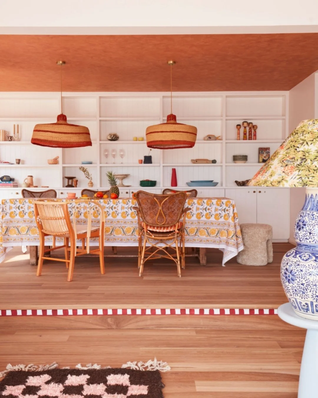 A home that feels like a holiday&hellip; 

That is La Palma by @ysg.studio. The warmth in the underlying colour palette, paired with heavily patterned decor pieces and architectural furniture shapes is pure perfection.

Images by @prueruscoe

#austra