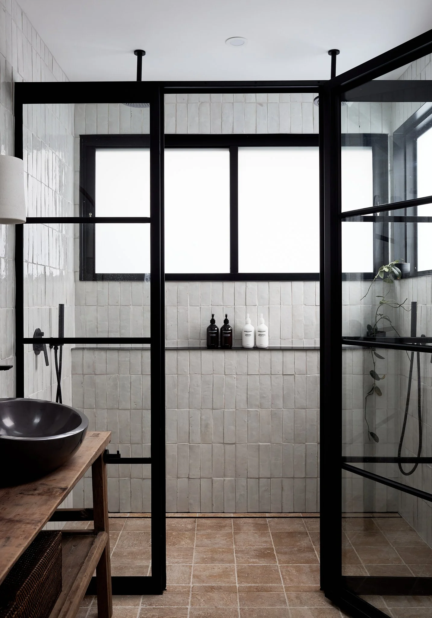 SIKATA_MASTER ENSUITE_TQA1006.jpg