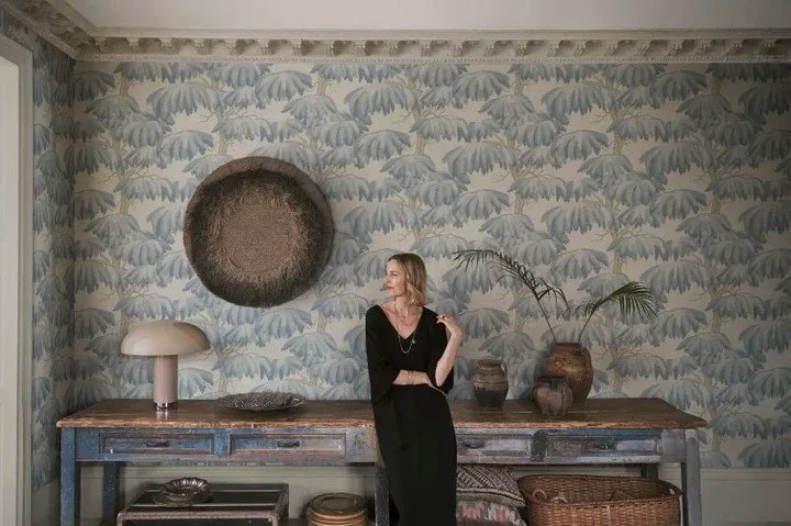 You know when you&rsquo;re mindlessly scrolling Pinterest and then something makes you stop dead? Yep. This was today&rsquo;s one.

sandbergwallpaper &rsquo;s Alba Teal Wallpaper, designed by kroon_karolina, is inspired by the Lebanese Cedar trees ar