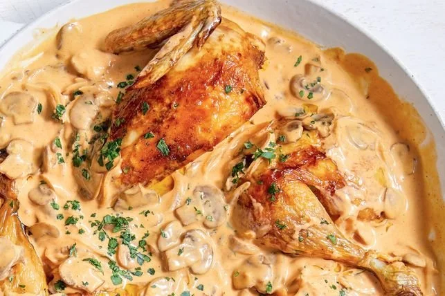 Quick one-pot Chicken Stroganoff