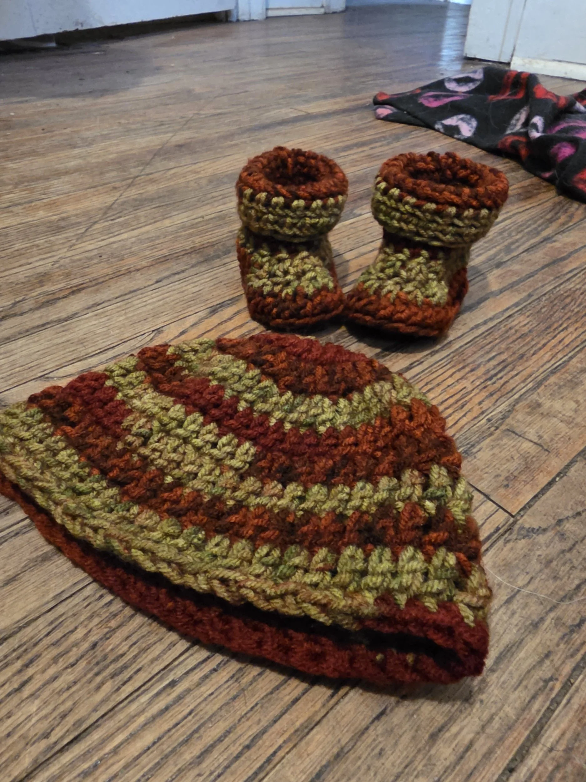 Baby Beanie & Boot Set