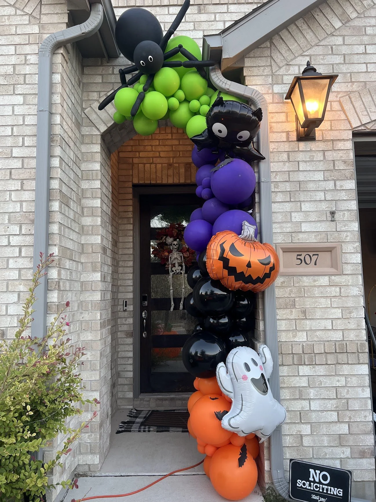 Outdoor Halloween Install