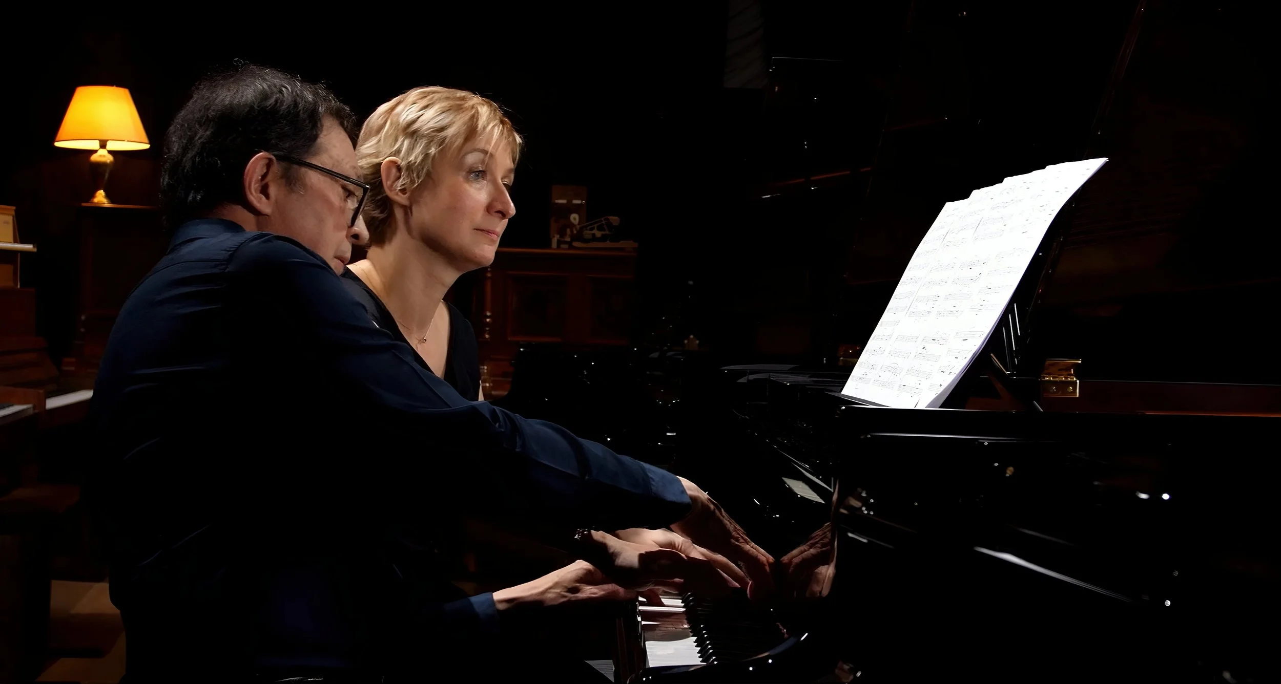 Alexandra ROSHCHINA et Alain JACQUON au piano.