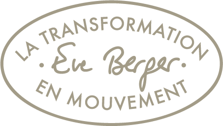 Logo ovale avec le texte 'La Transformation en Mouvement' autour et 'ÈVE BERGER' au centre.