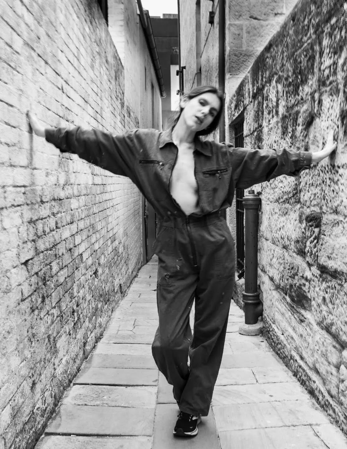 Like a convict in old Sydney aka The Rocks

Model - @andifferentname 
📸 - Sony A7CR

#sydneymodel #sydneyphotographer #photoshoot #photowalk #sonyalpha