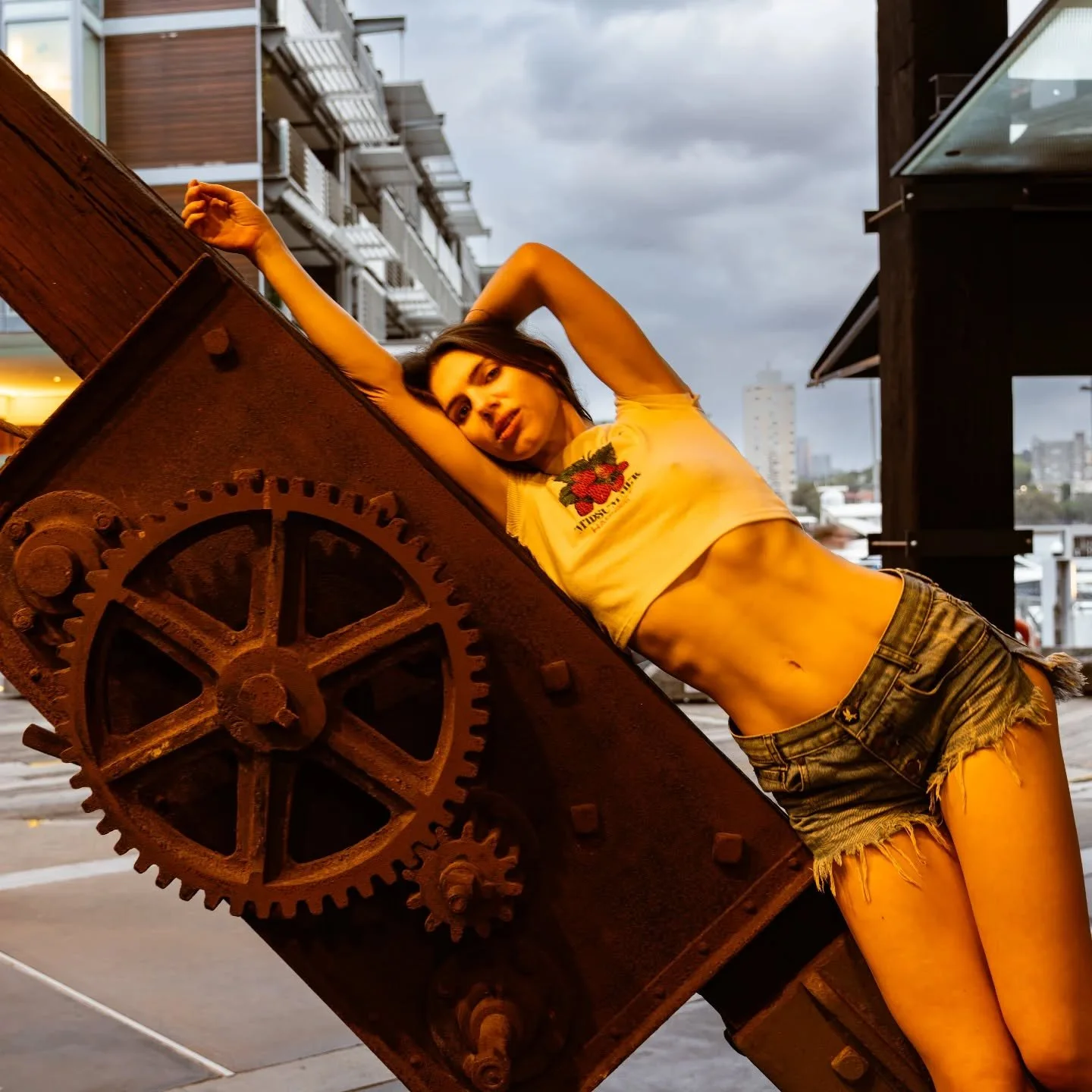 Lean a little please ....

Model - @andifferentname 
📸 - Sony A7CR

#sydneymodel #sydneyphotographer #photoshoot #photowalk #sydneycreatives 

@sonyalpha.anz