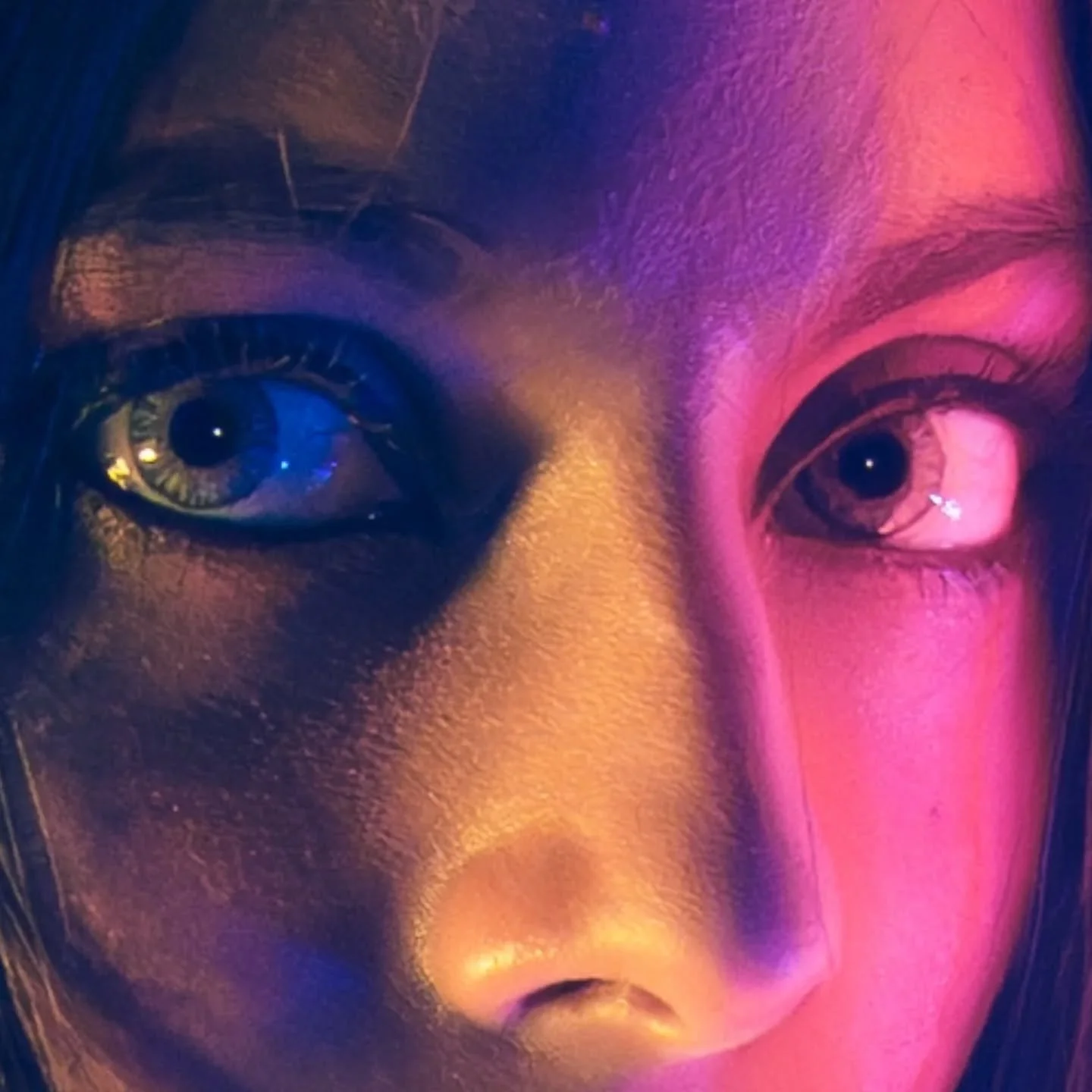 Love her eyes - could have been taken straight out of Cyberpunk ! 

Model - @_.ramyabalan._ 
📸 - Sony A7CR

#sydneymodel #sydneyphotographer #studioshoot
#modelshoot #sydneycreatives 

@sonyalpha.anz